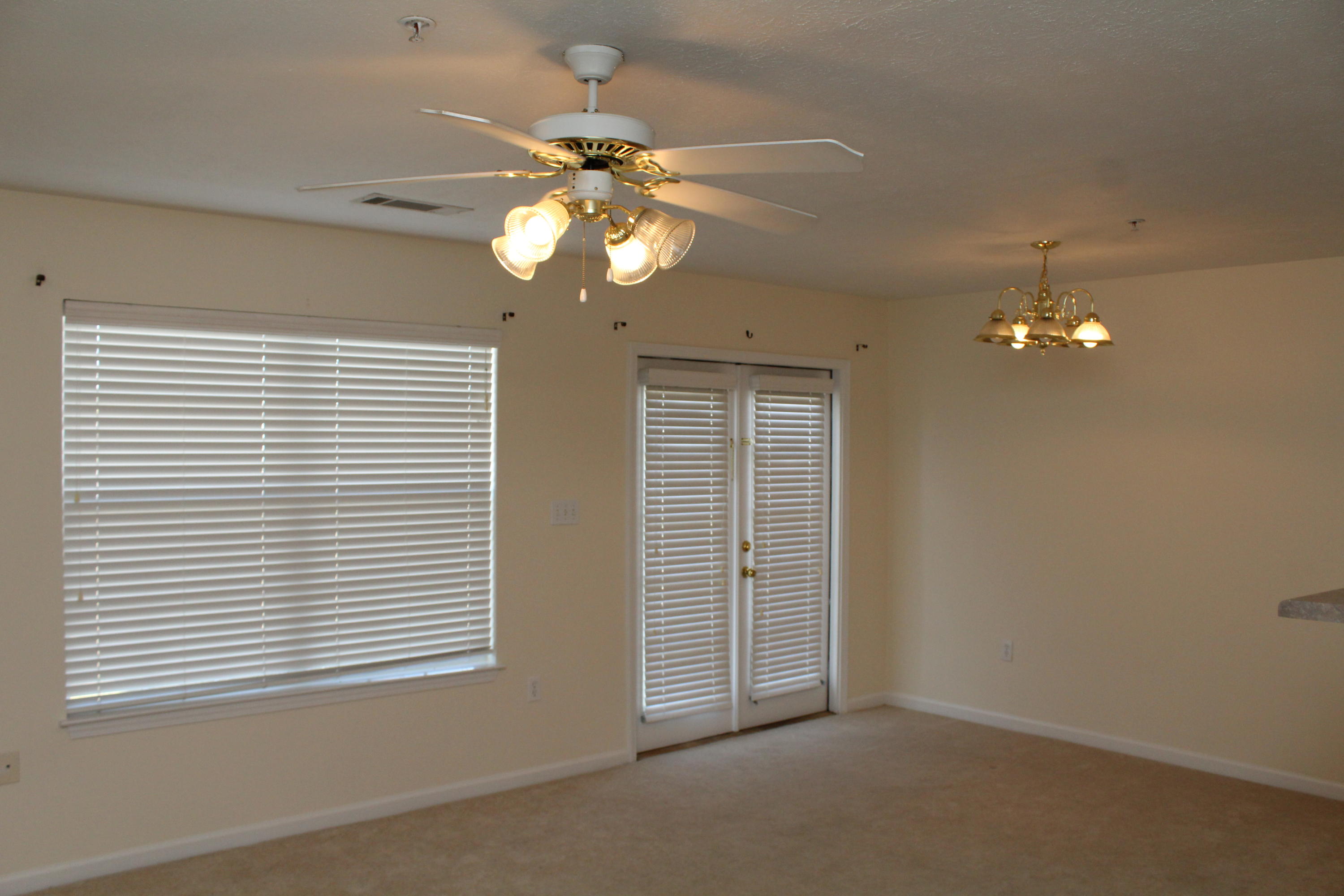 ROLLING PINES - Residential