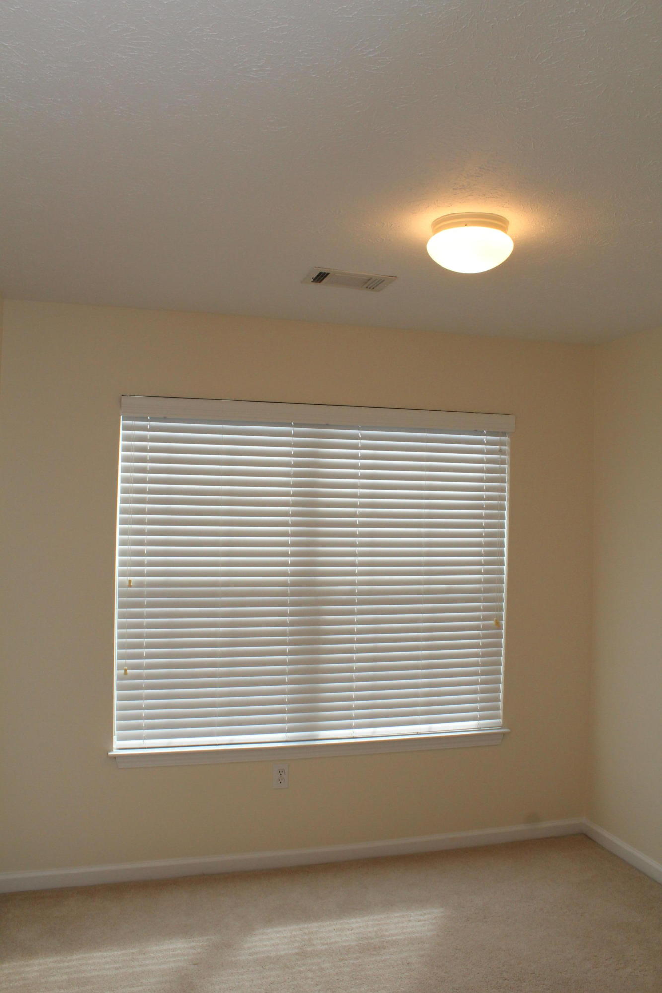 ROLLING PINES - Residential