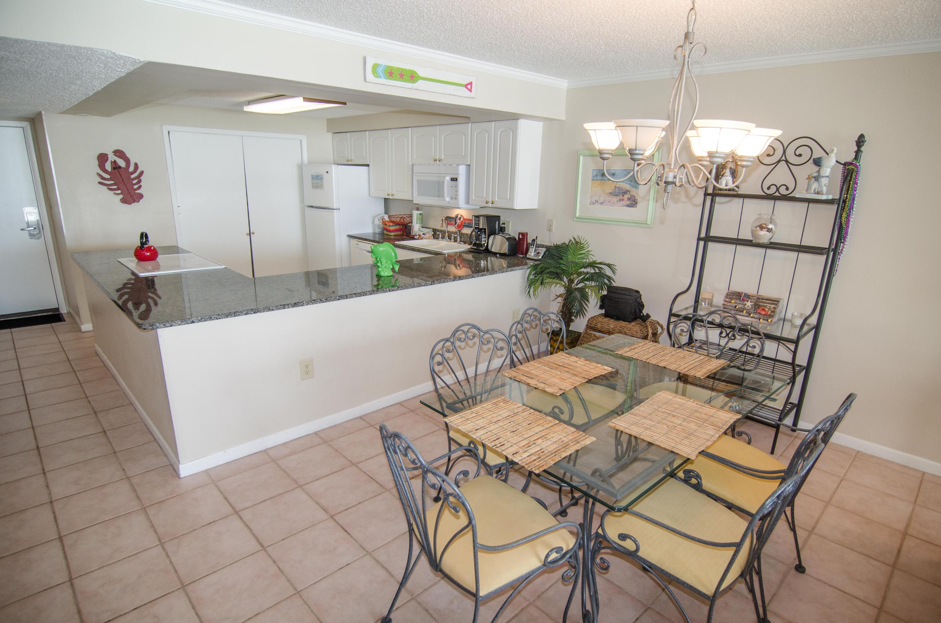 SHORELINE TOWERS 1 - Residential