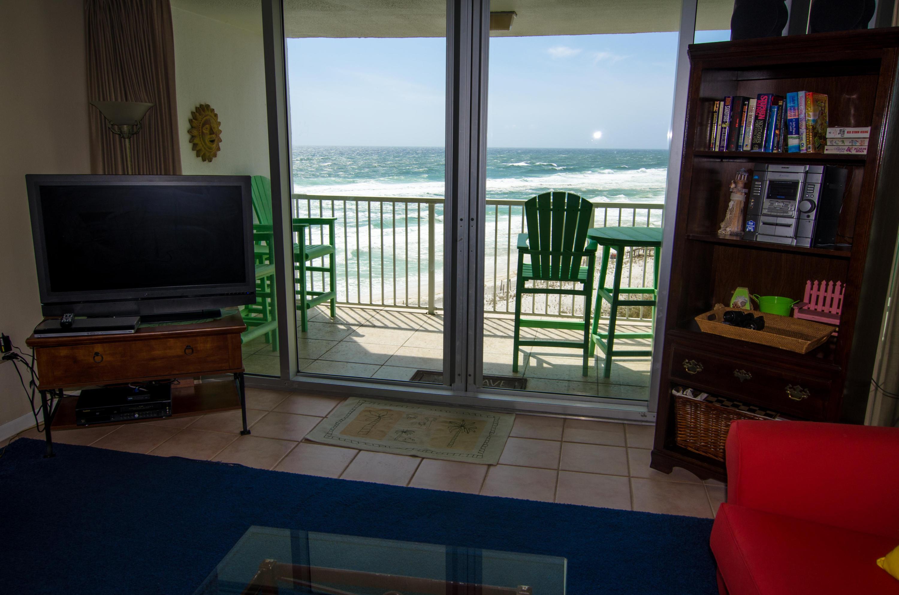 SHORELINE TOWERS 1 - Residential