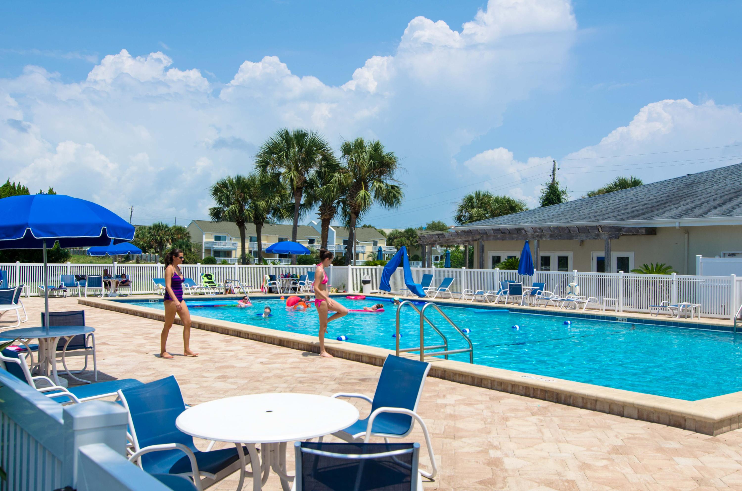 SHORELINE TOWERS 1 - Residential