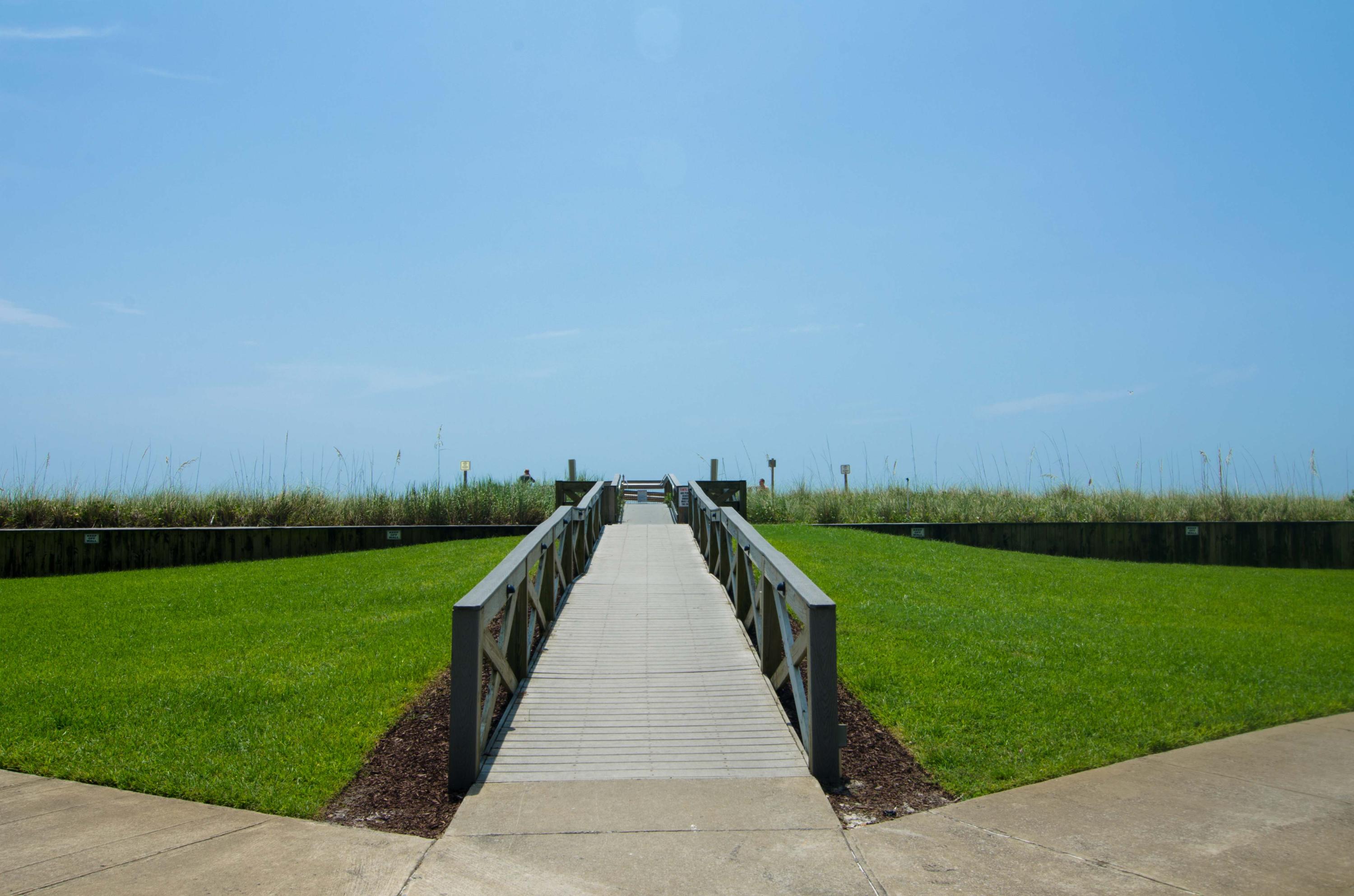 SHORELINE TOWERS 1 - Residential