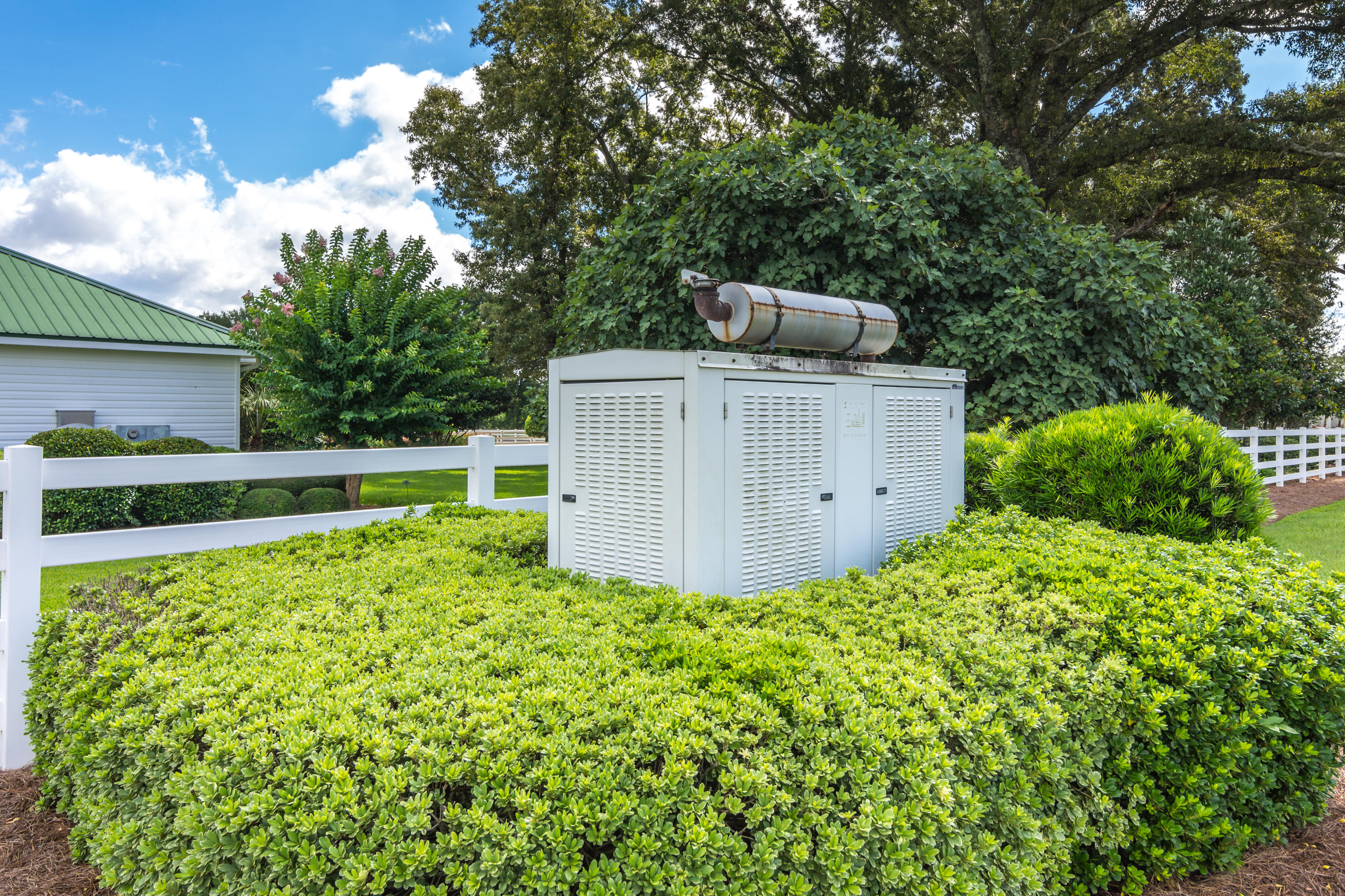 NO RECORDED SUBDIVISION - Residential