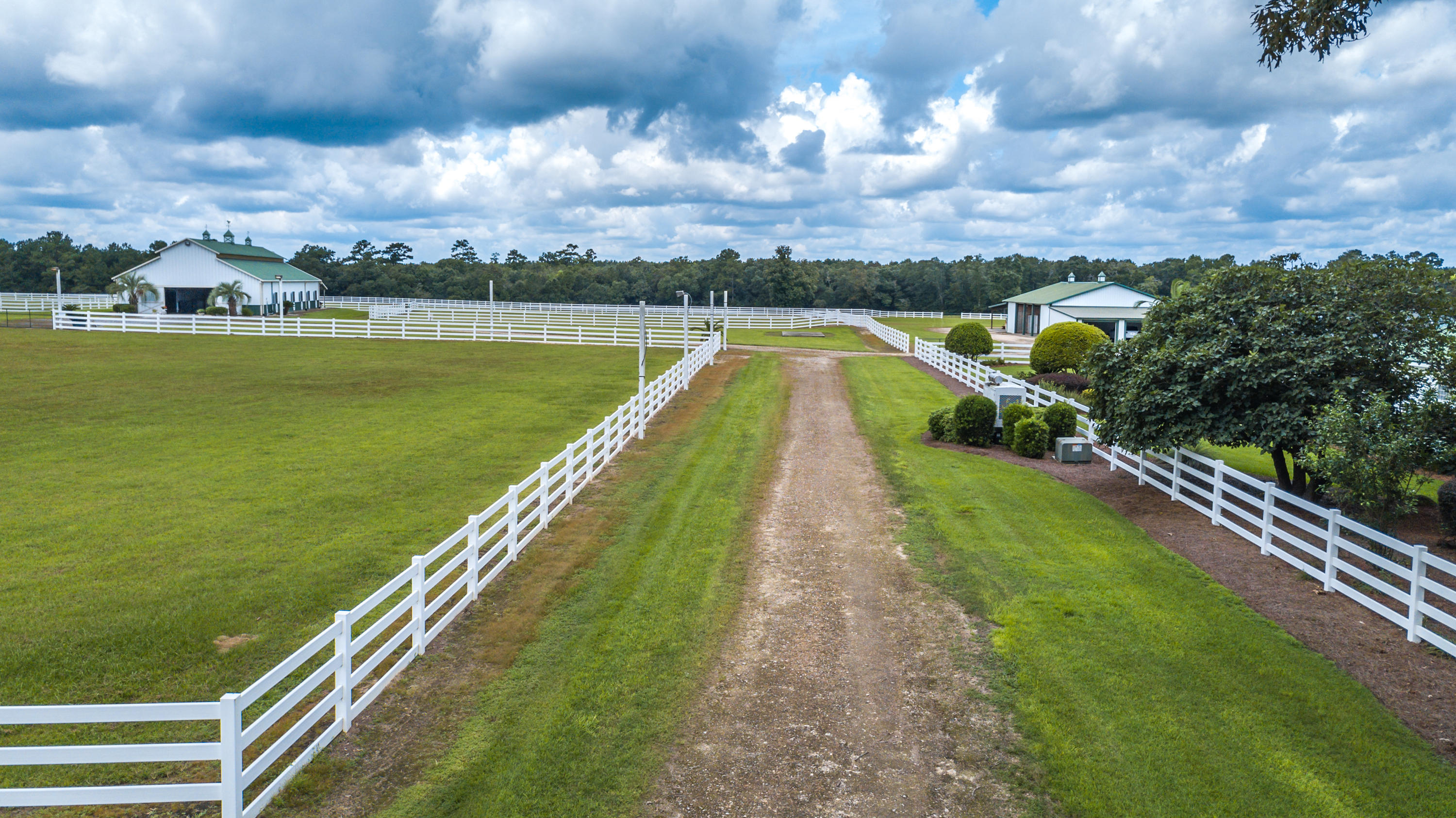 NO RECORDED SUBDIVISION - Residential