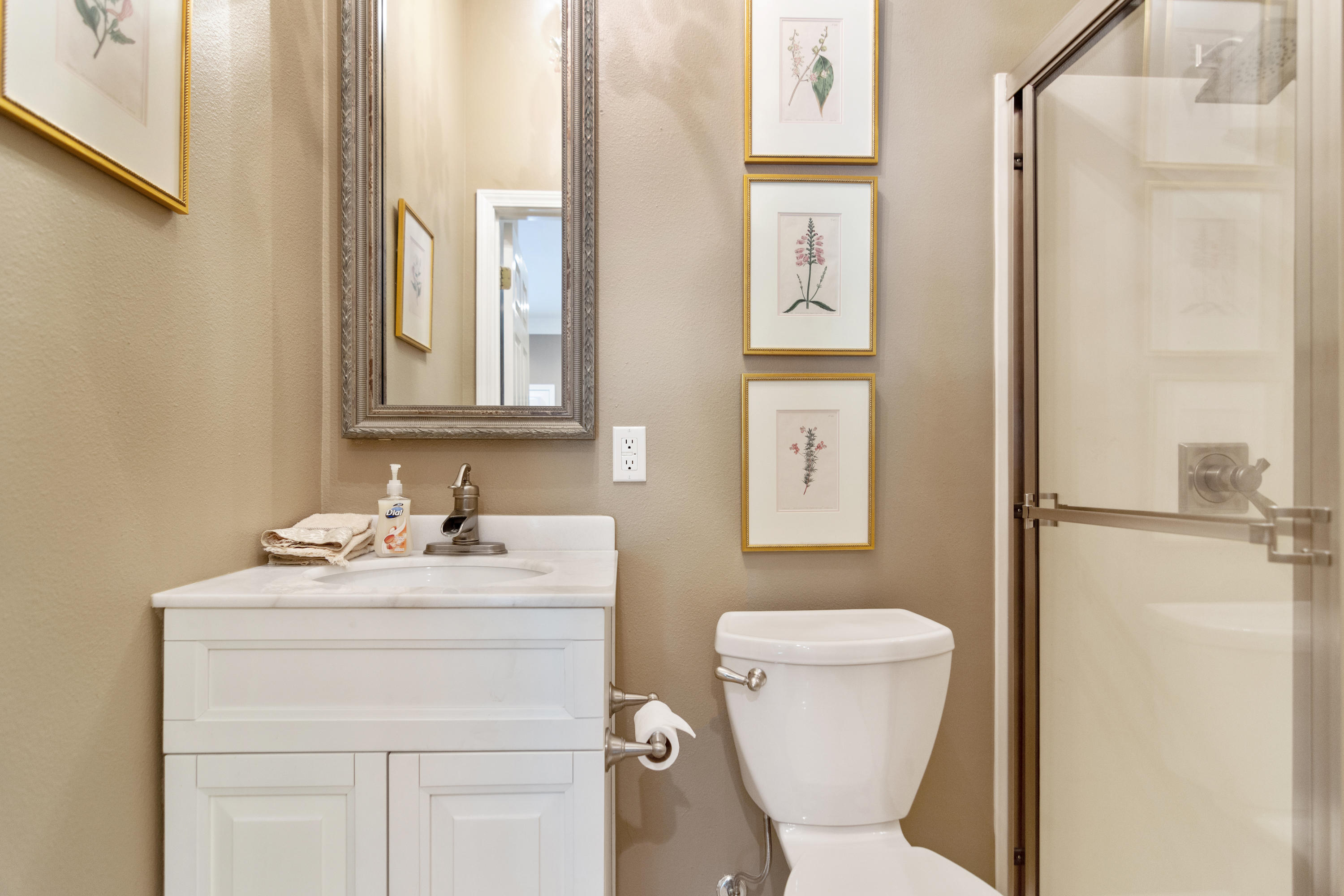 NO RECORDED SUBDIVISION - Residential