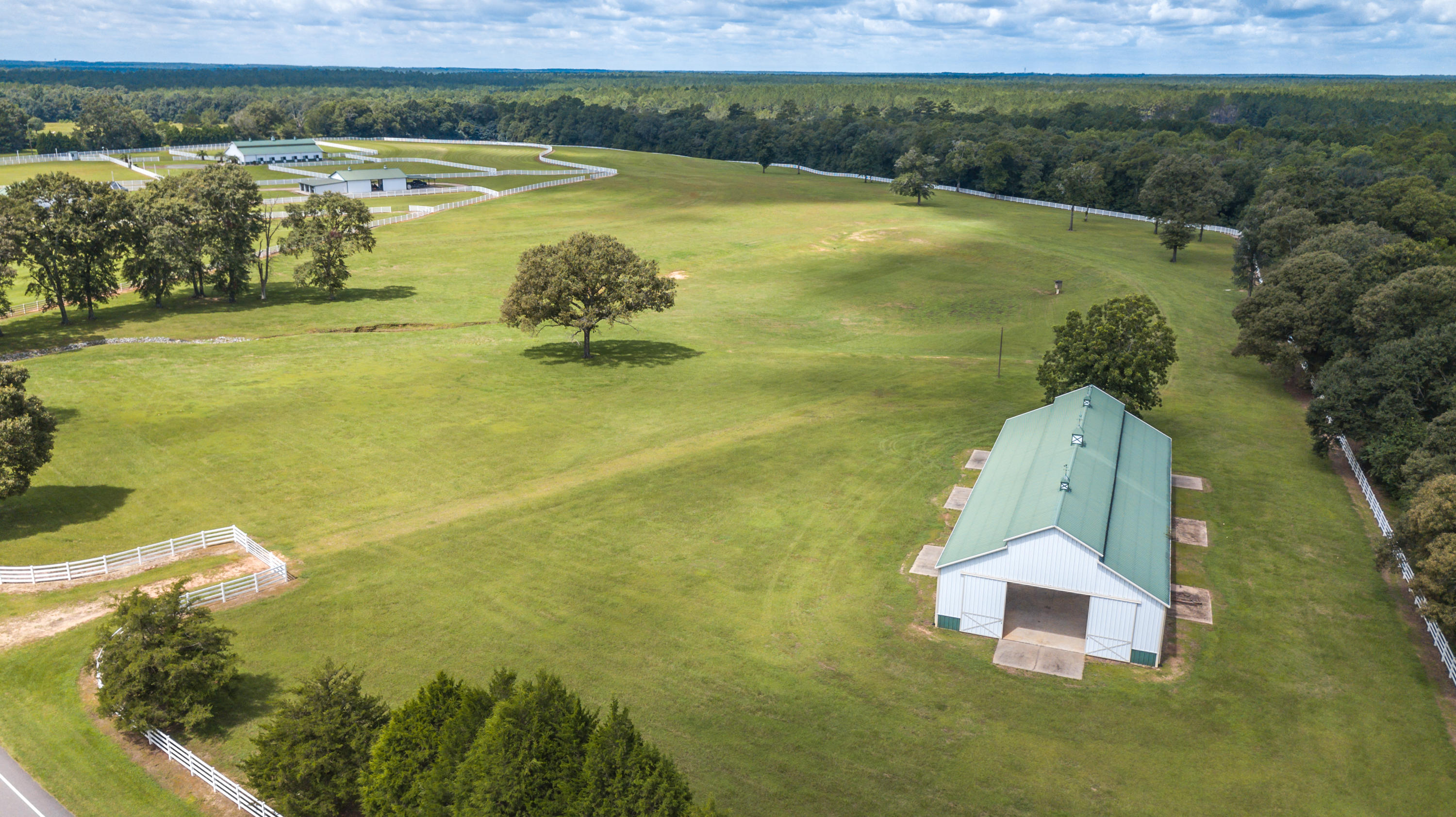 NO RECORDED SUBDIVISION - Residential