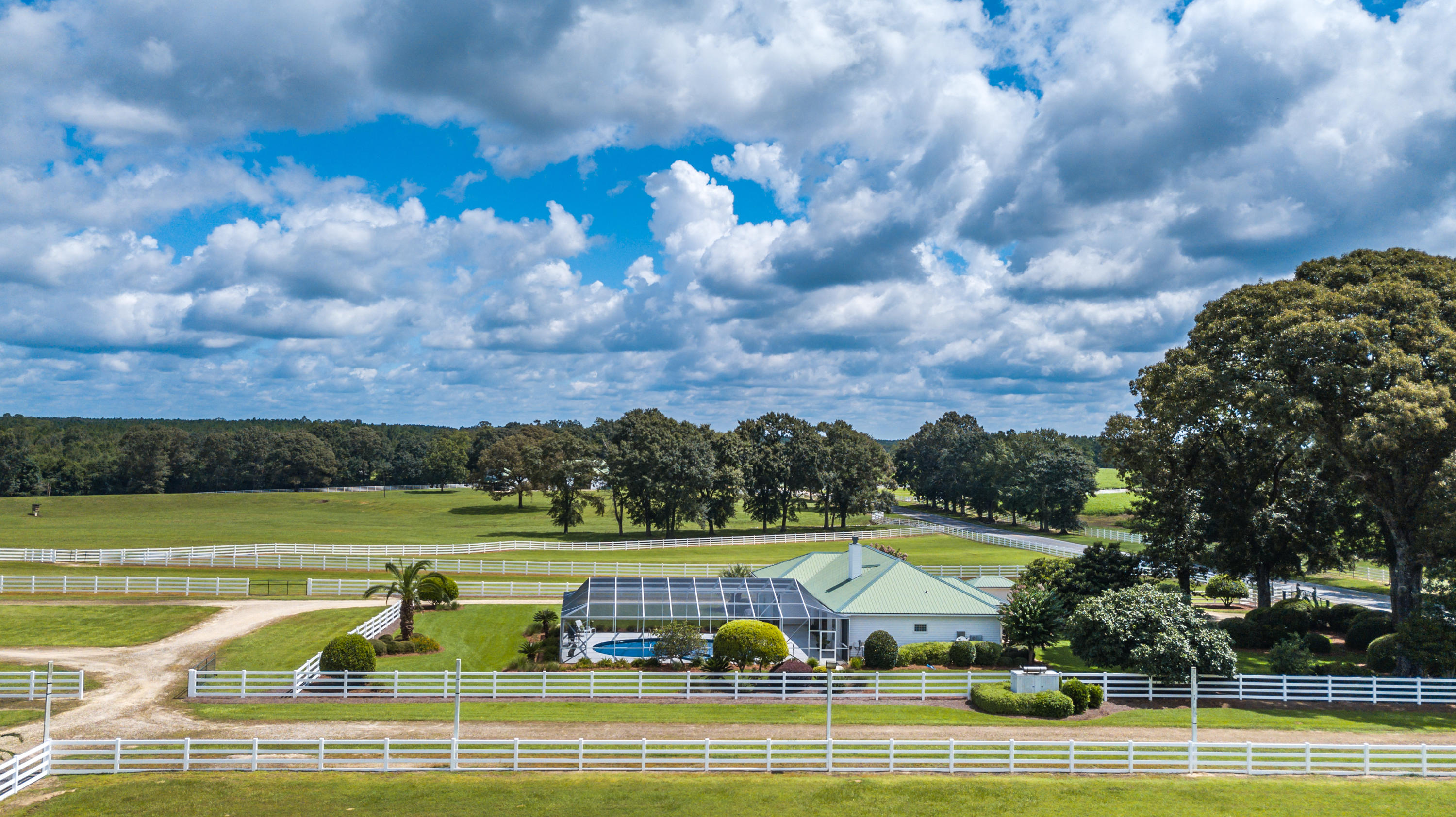 NO RECORDED SUBDIVISION - Residential