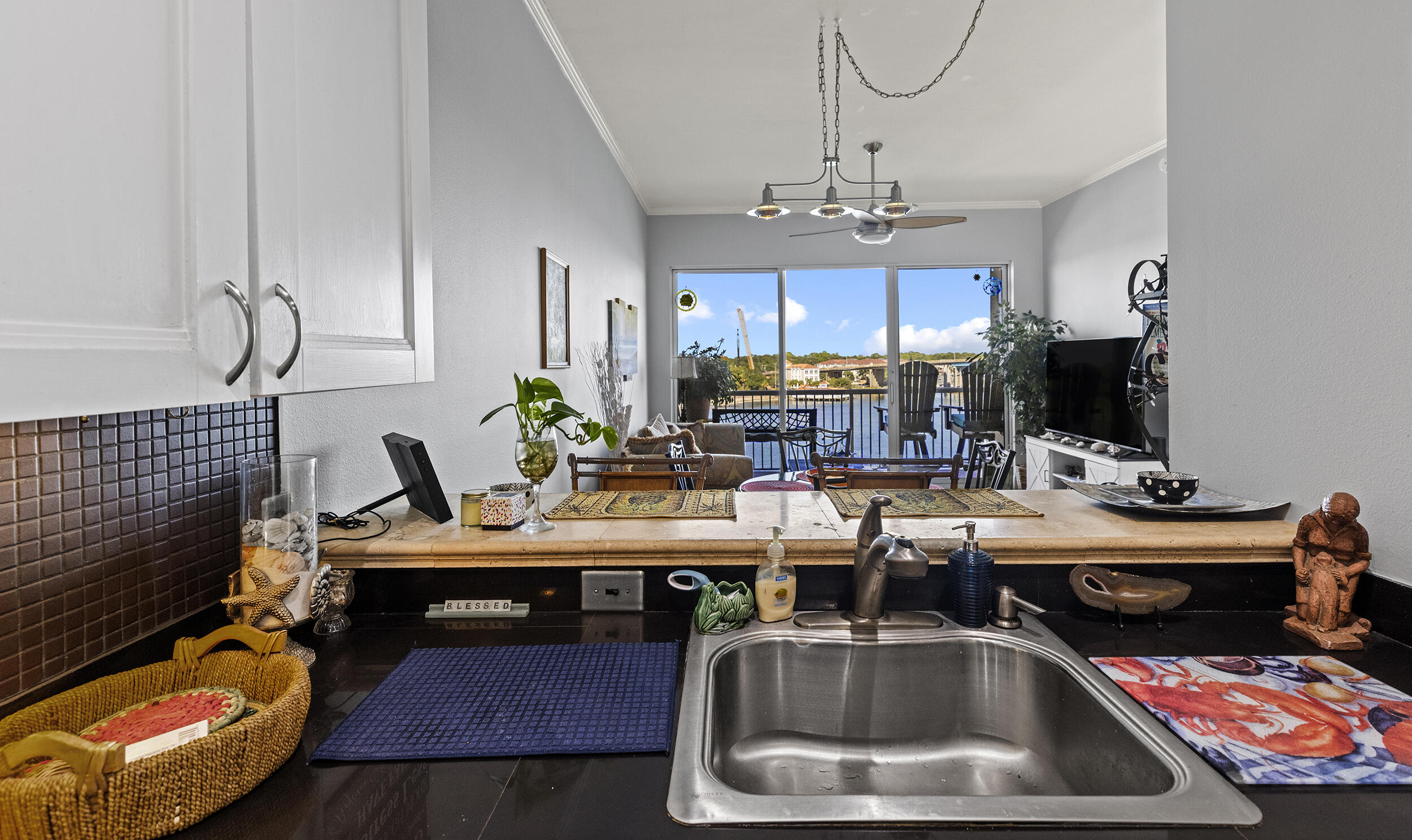 PALM COURT YACHT CLUB - Residential