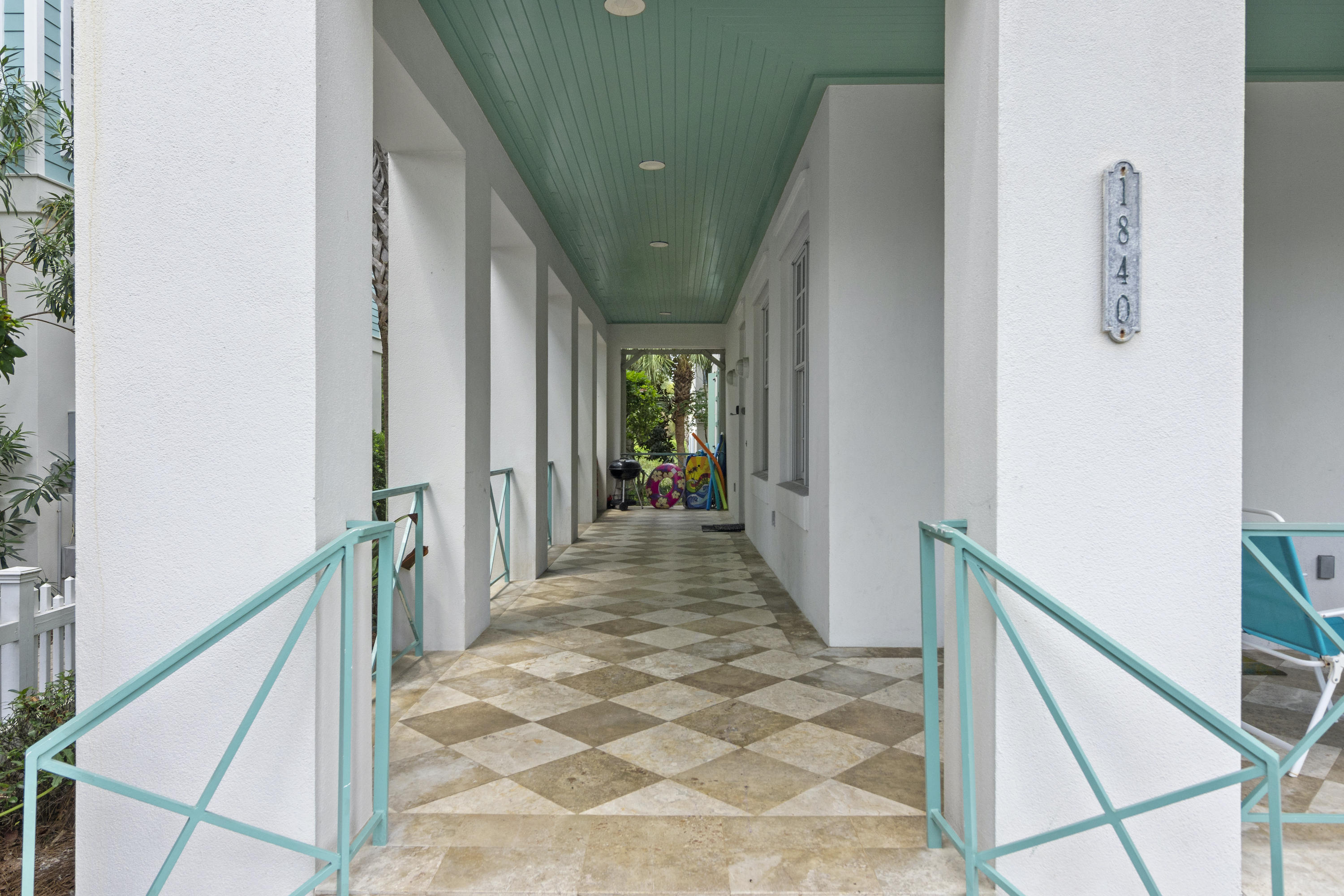 FRANGISTA BEACH 1ST ADDN - Residential