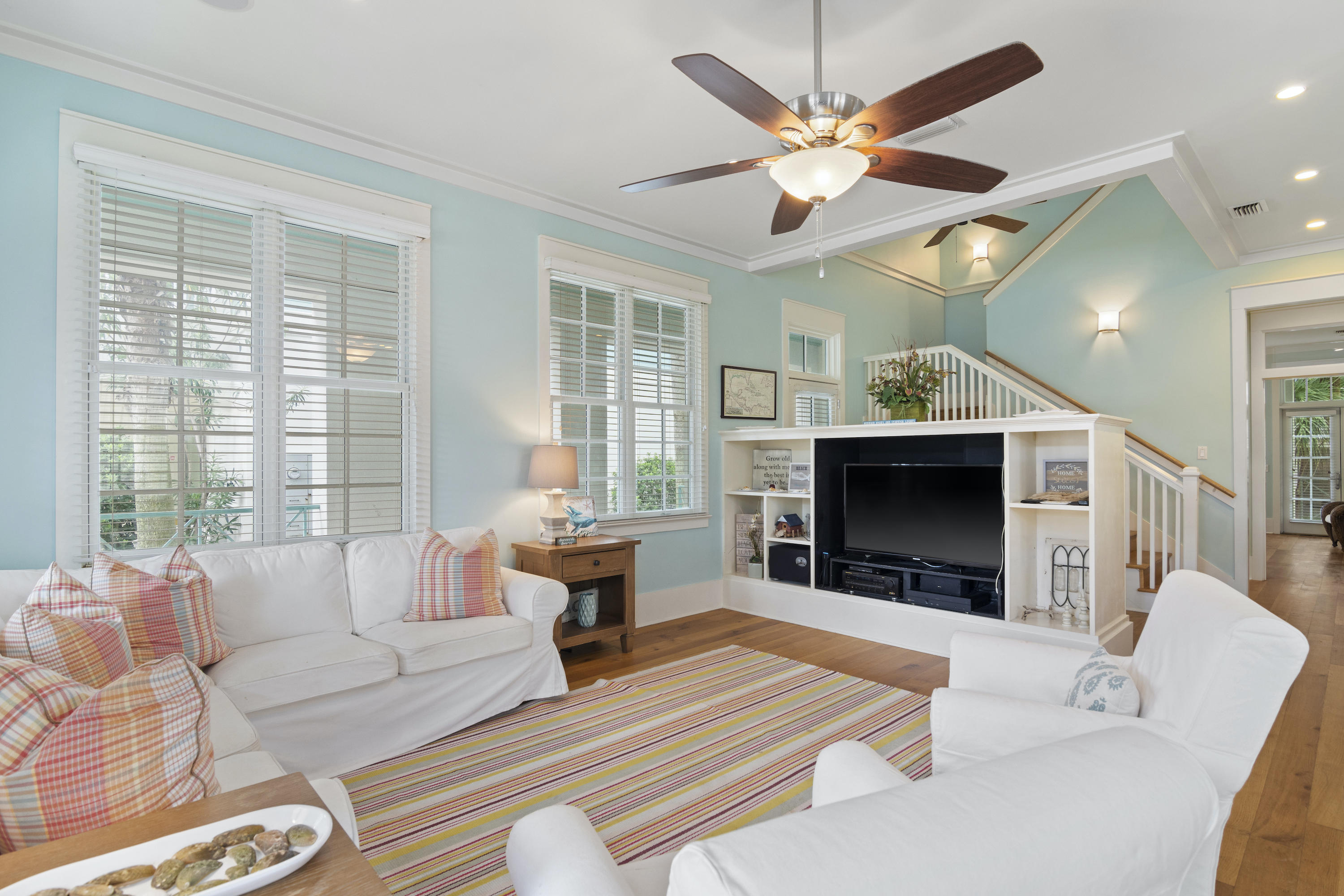 FRANGISTA BEACH 1ST ADDN - Residential