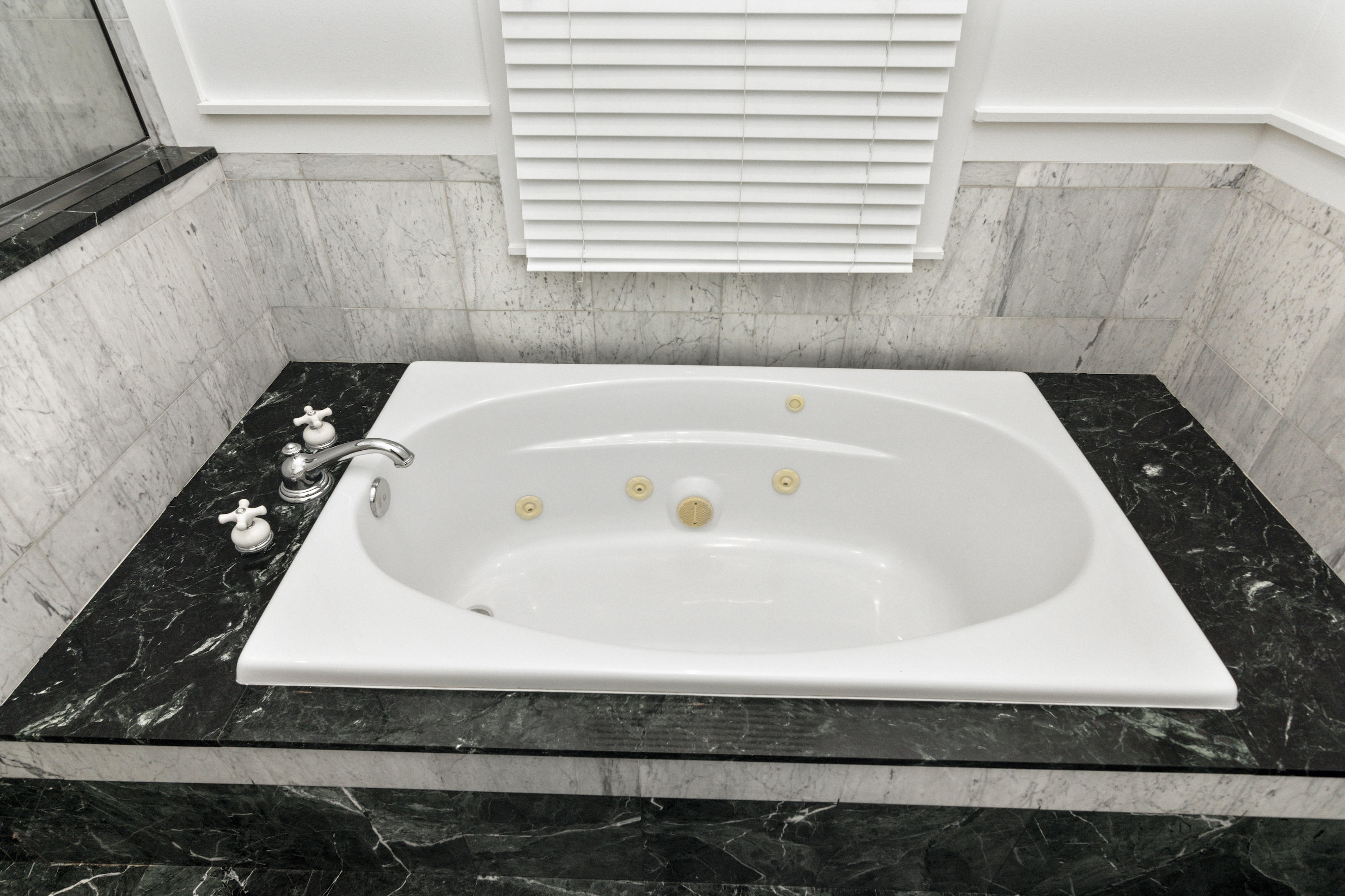 FRANGISTA BEACH 1ST ADDN - Residential