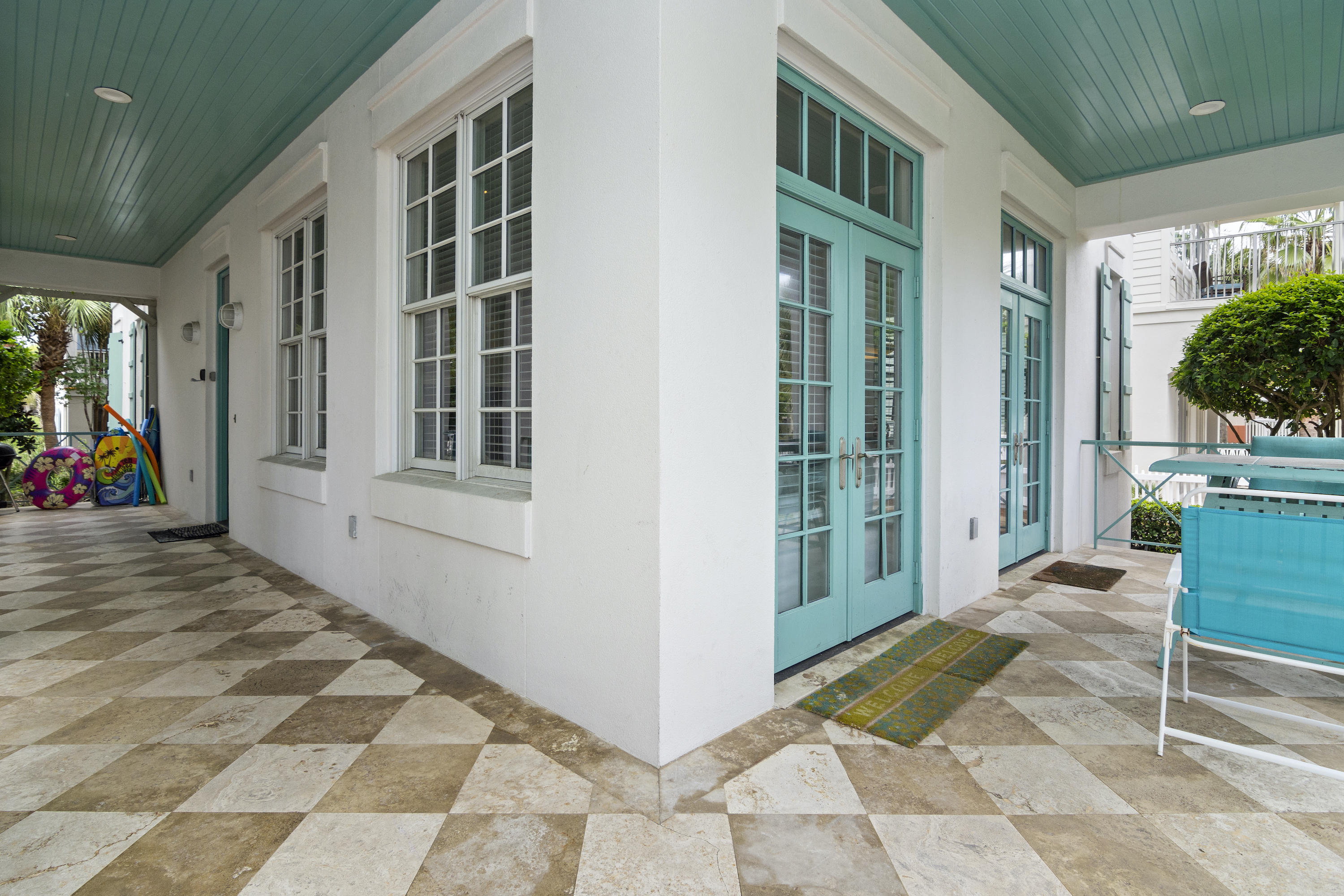 FRANGISTA BEACH 1ST ADDN - Residential