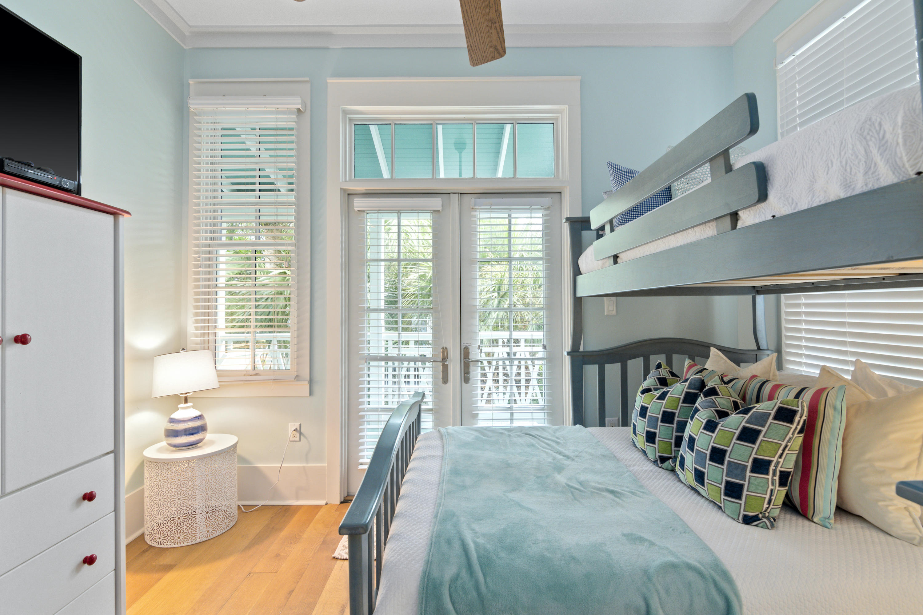 FRANGISTA BEACH 1ST ADDN - Residential