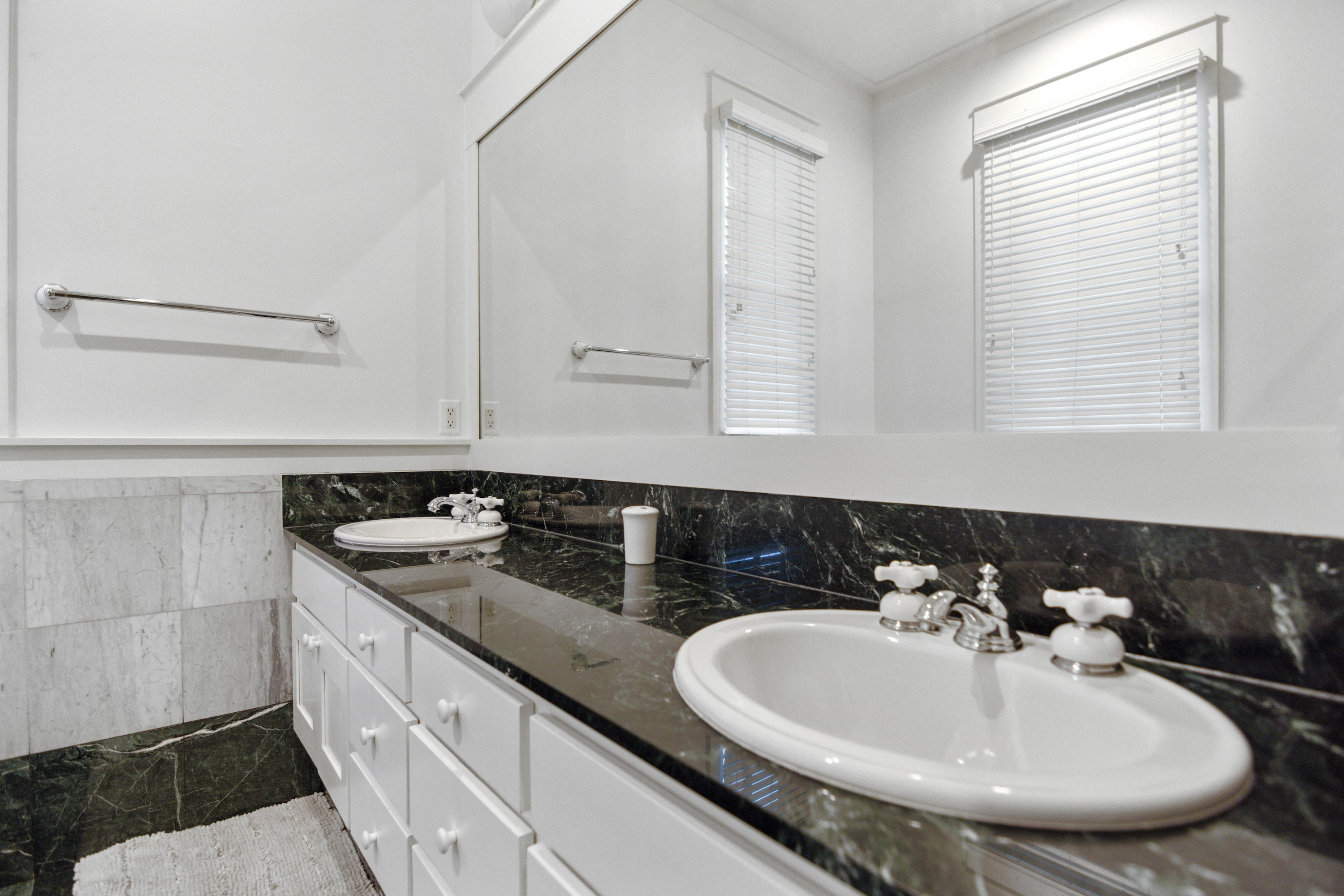 FRANGISTA BEACH 1ST ADDN - Residential