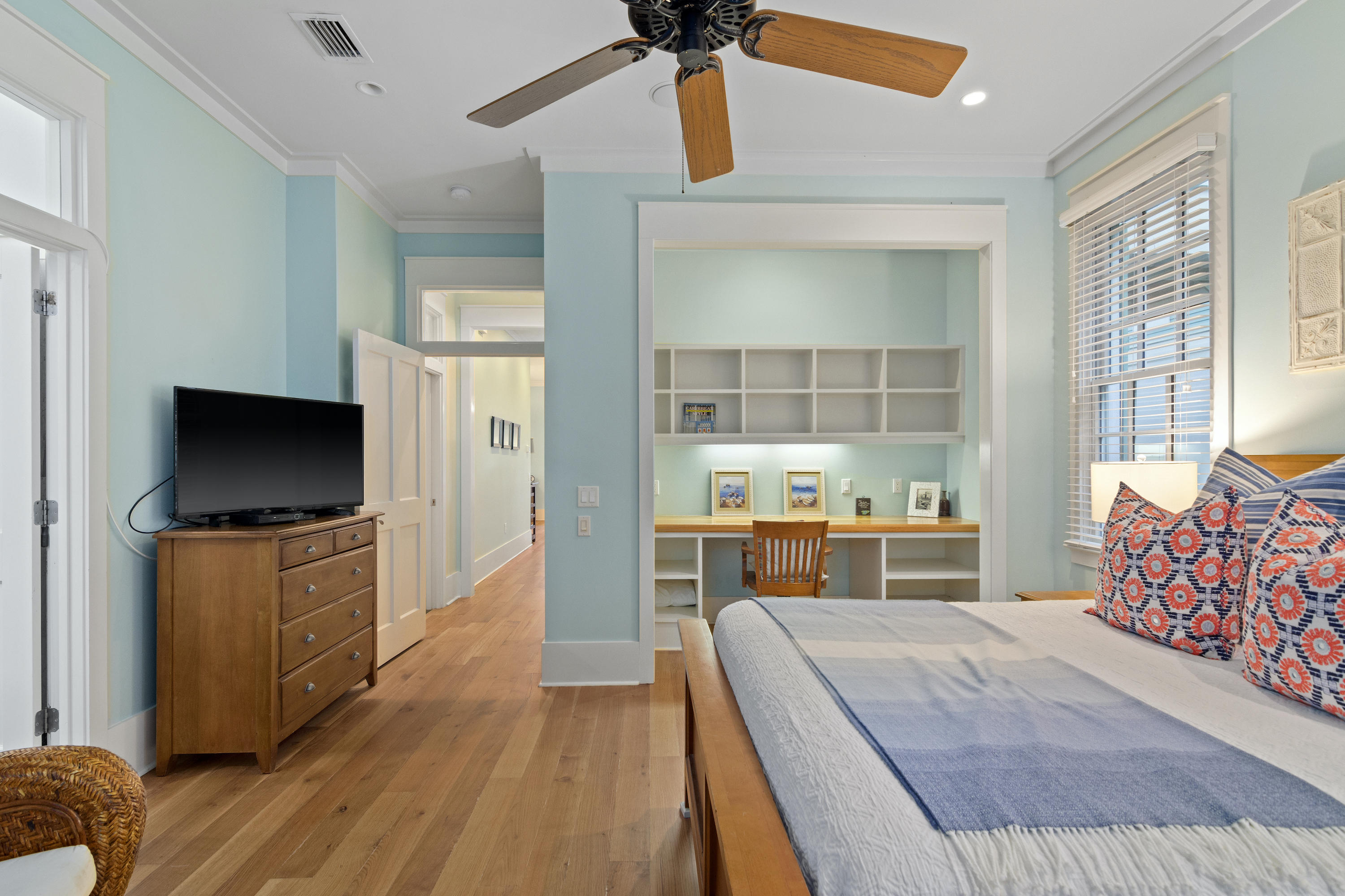 FRANGISTA BEACH 1ST ADDN - Residential