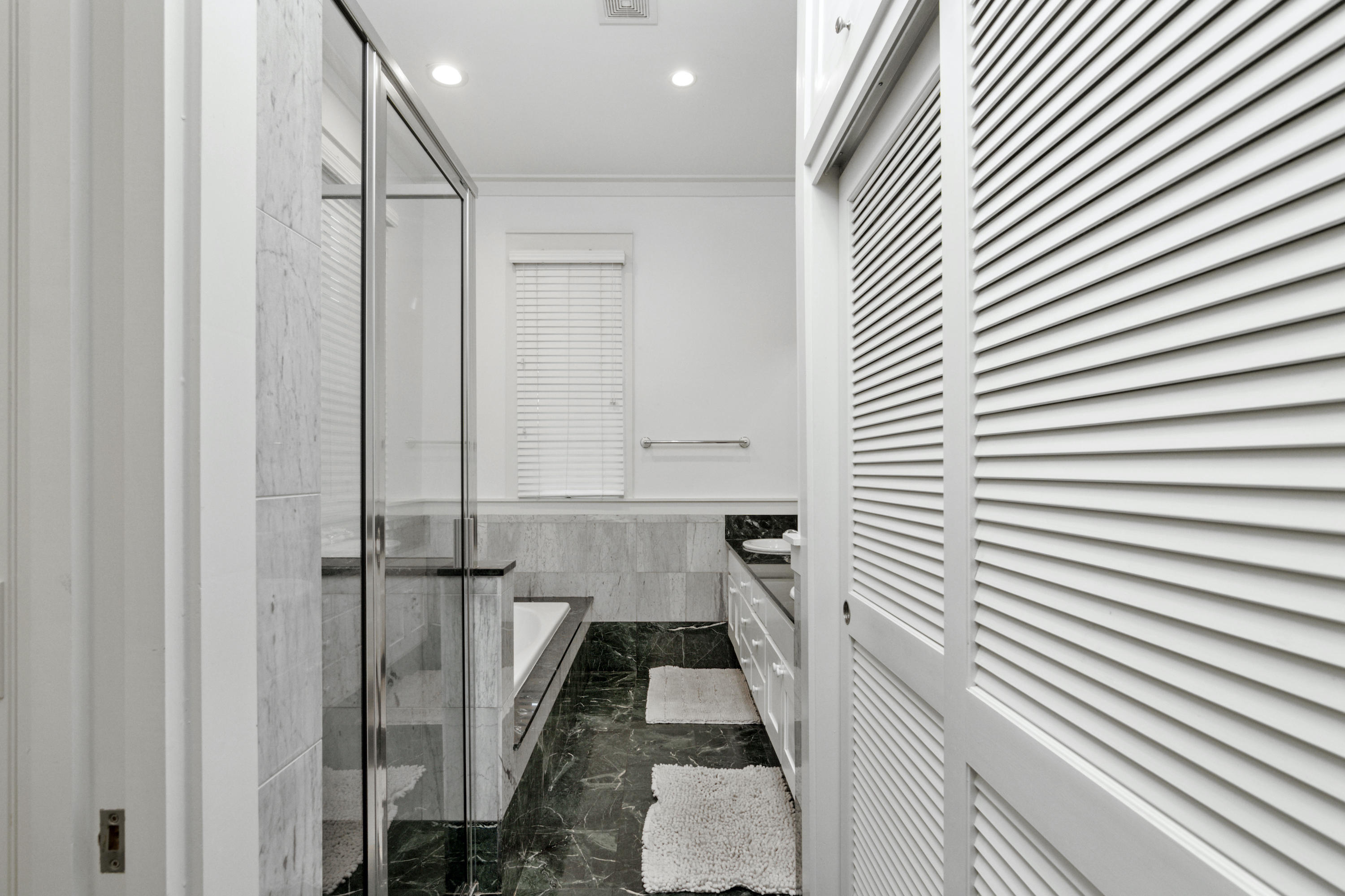 FRANGISTA BEACH 1ST ADDN - Residential