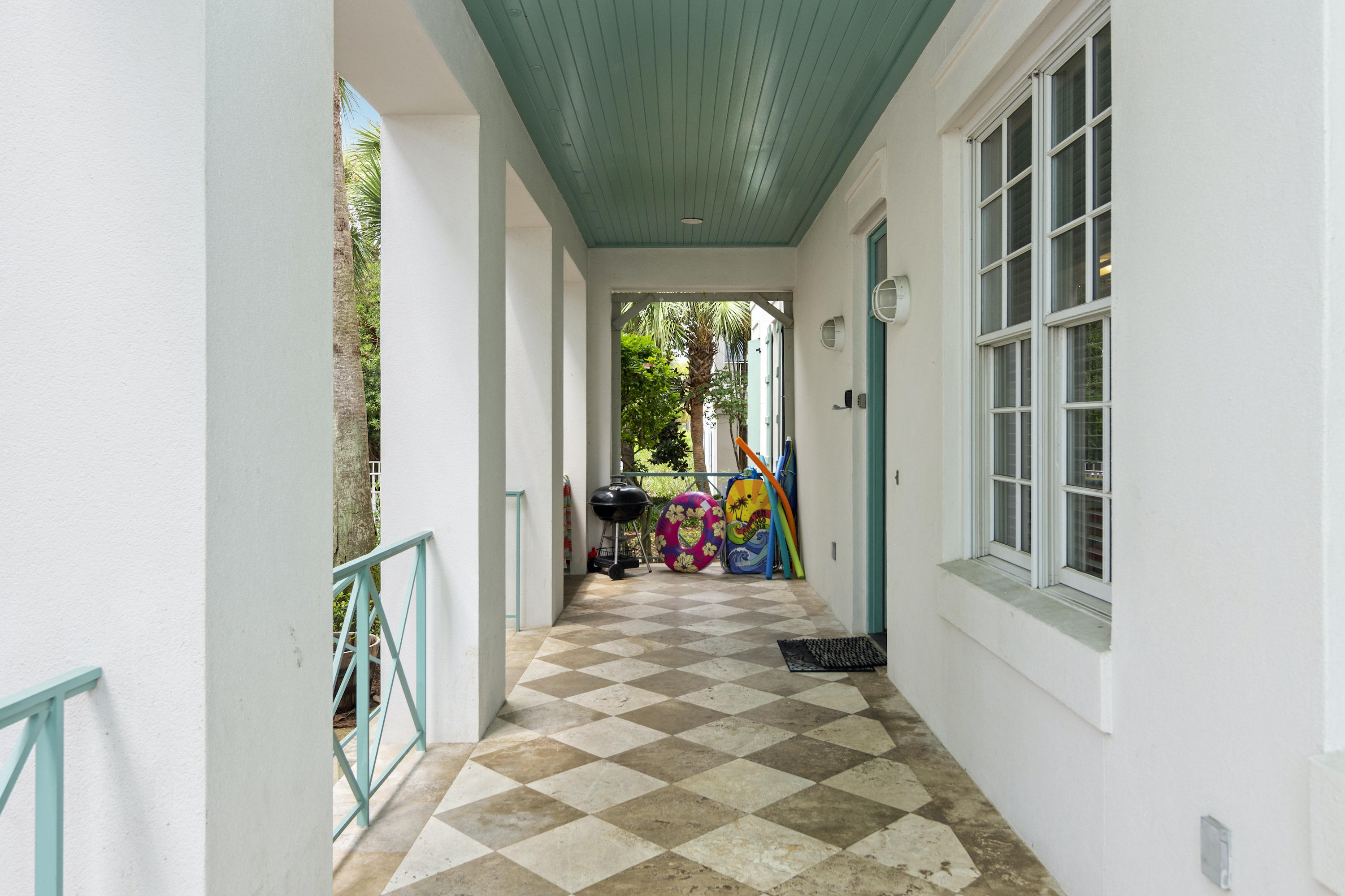 FRANGISTA BEACH 1ST ADDN - Residential