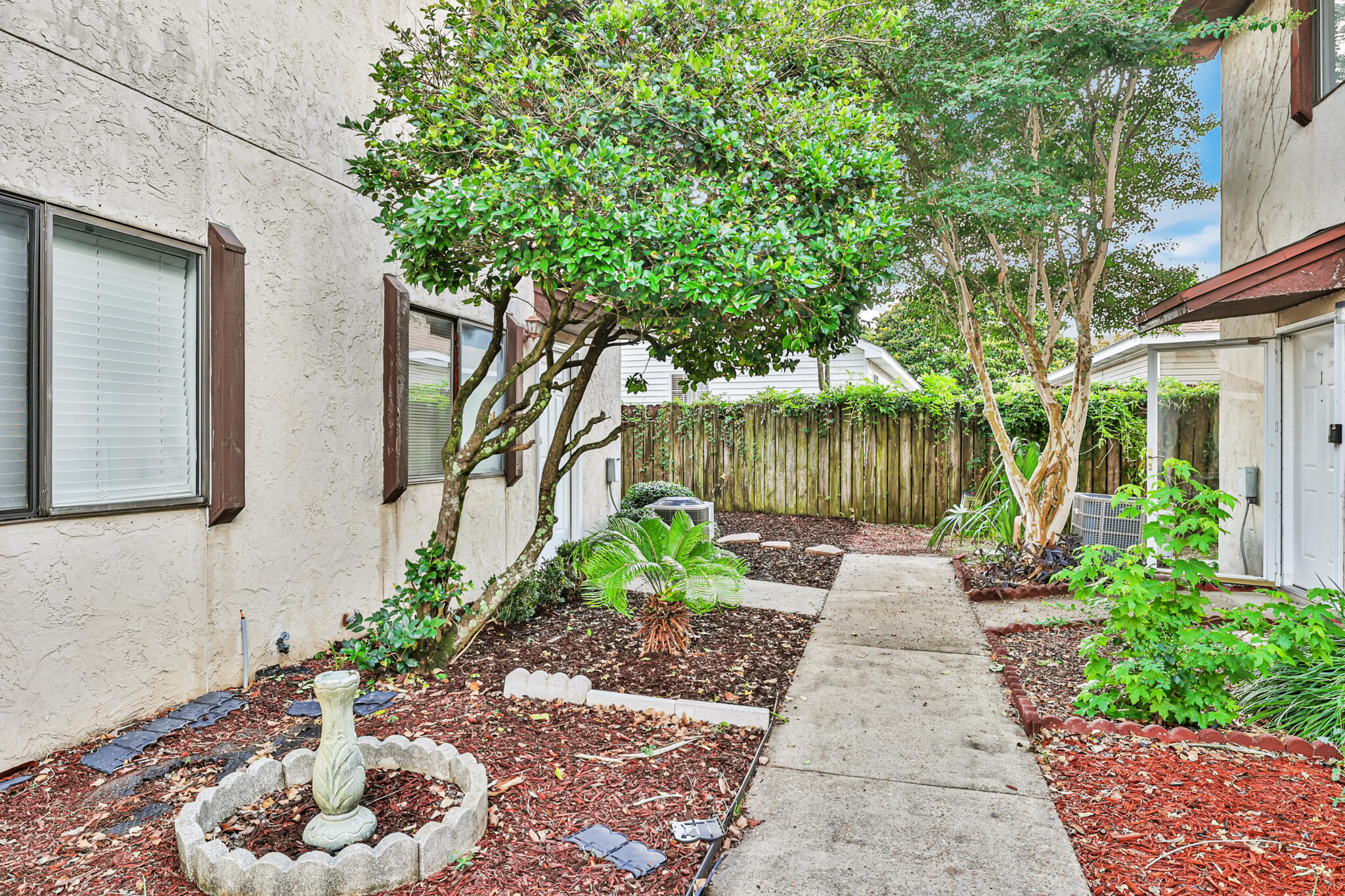 INDIAN HILLS - Residential