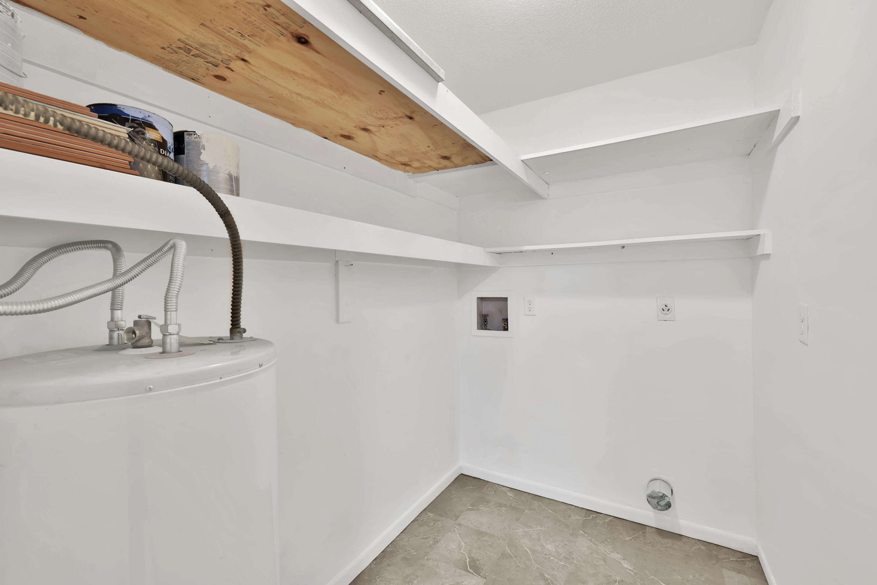 INDIAN HILLS - Residential