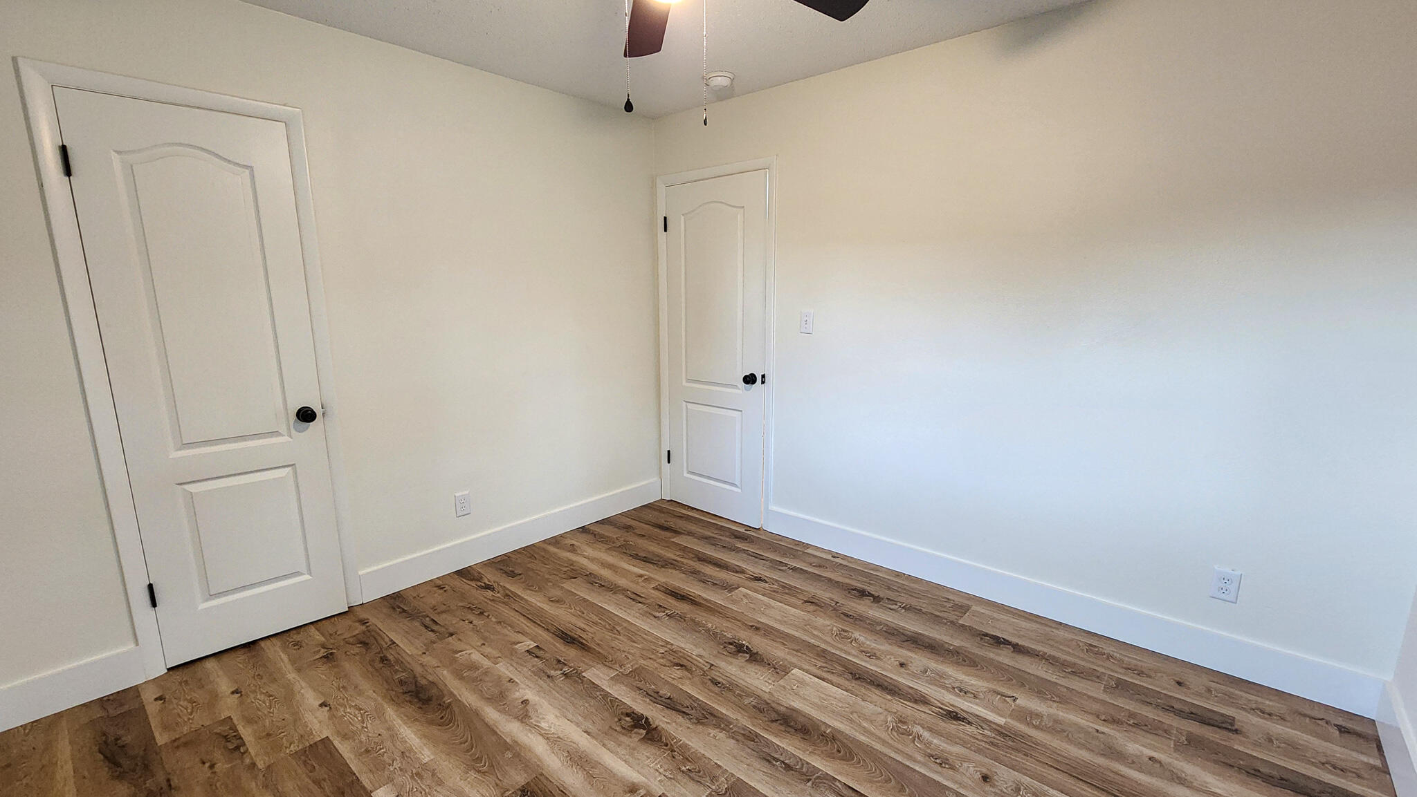 OAK TREE PARK - Residential