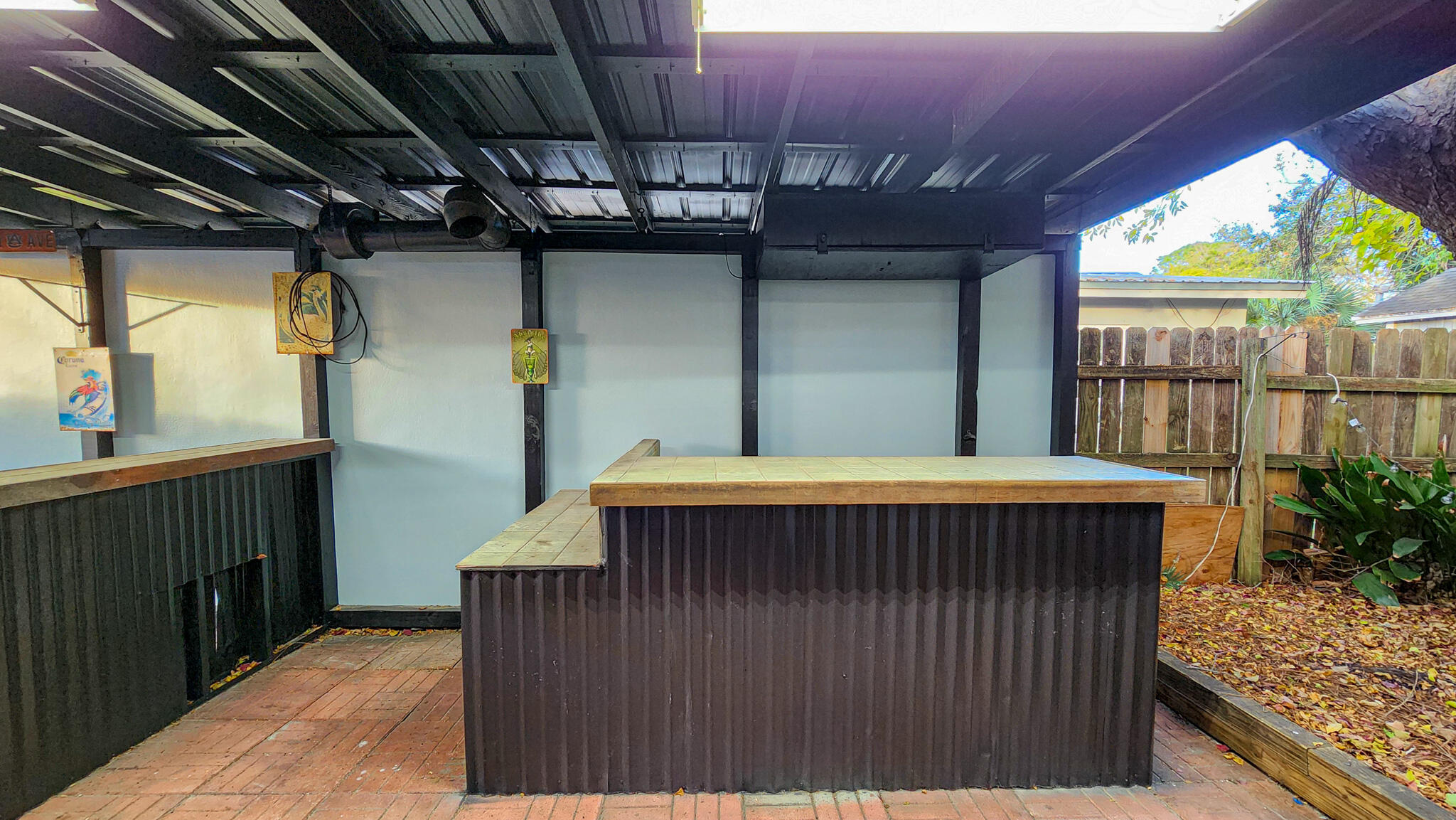 OAK TREE PARK - Residential