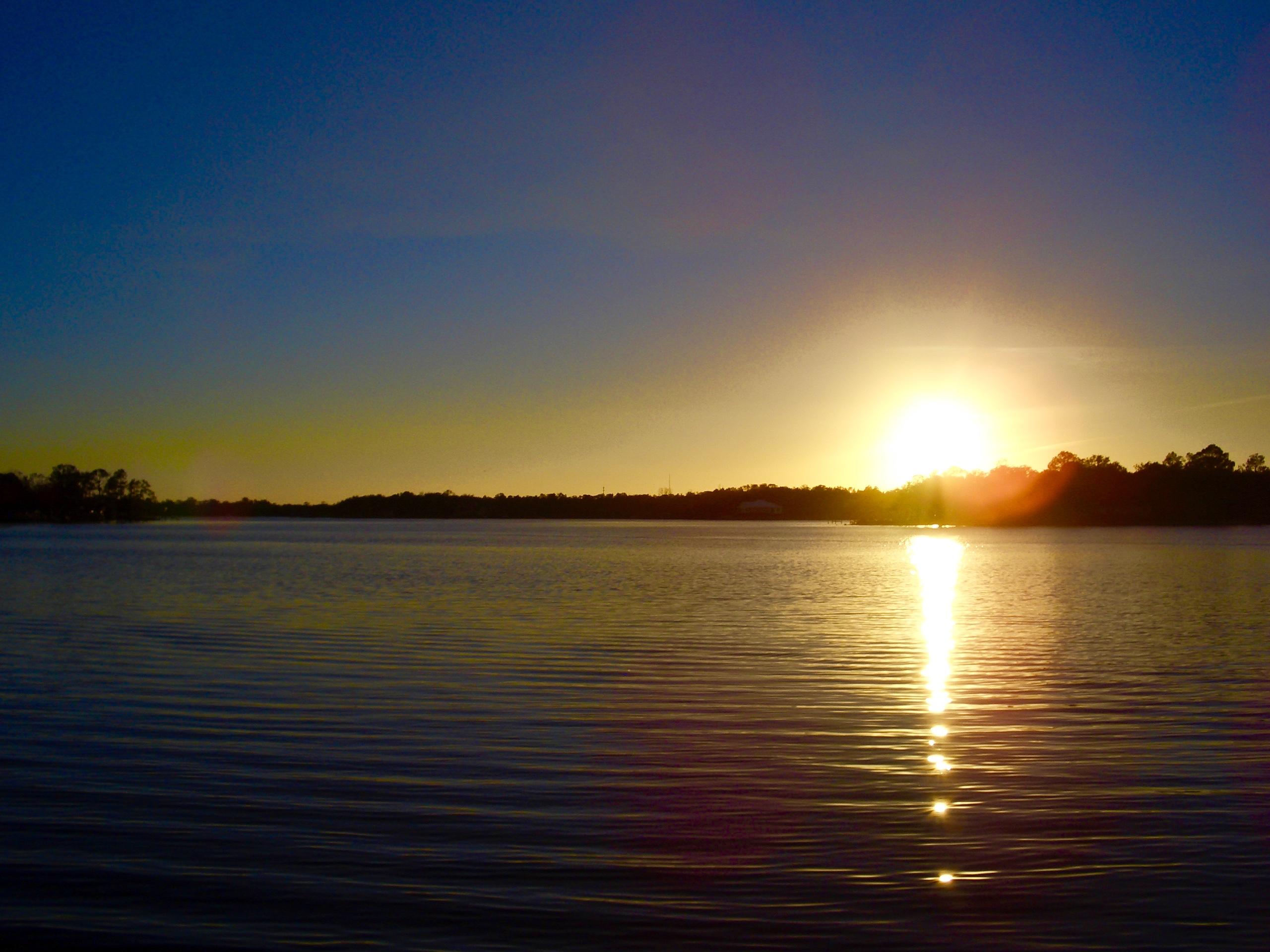 WOODLAND SHORES - Residential