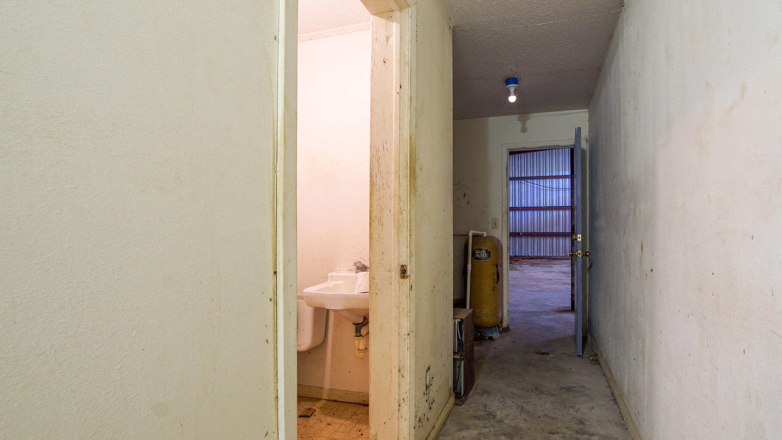 DEFUNIAK SPRINGS TOWN OF - Land