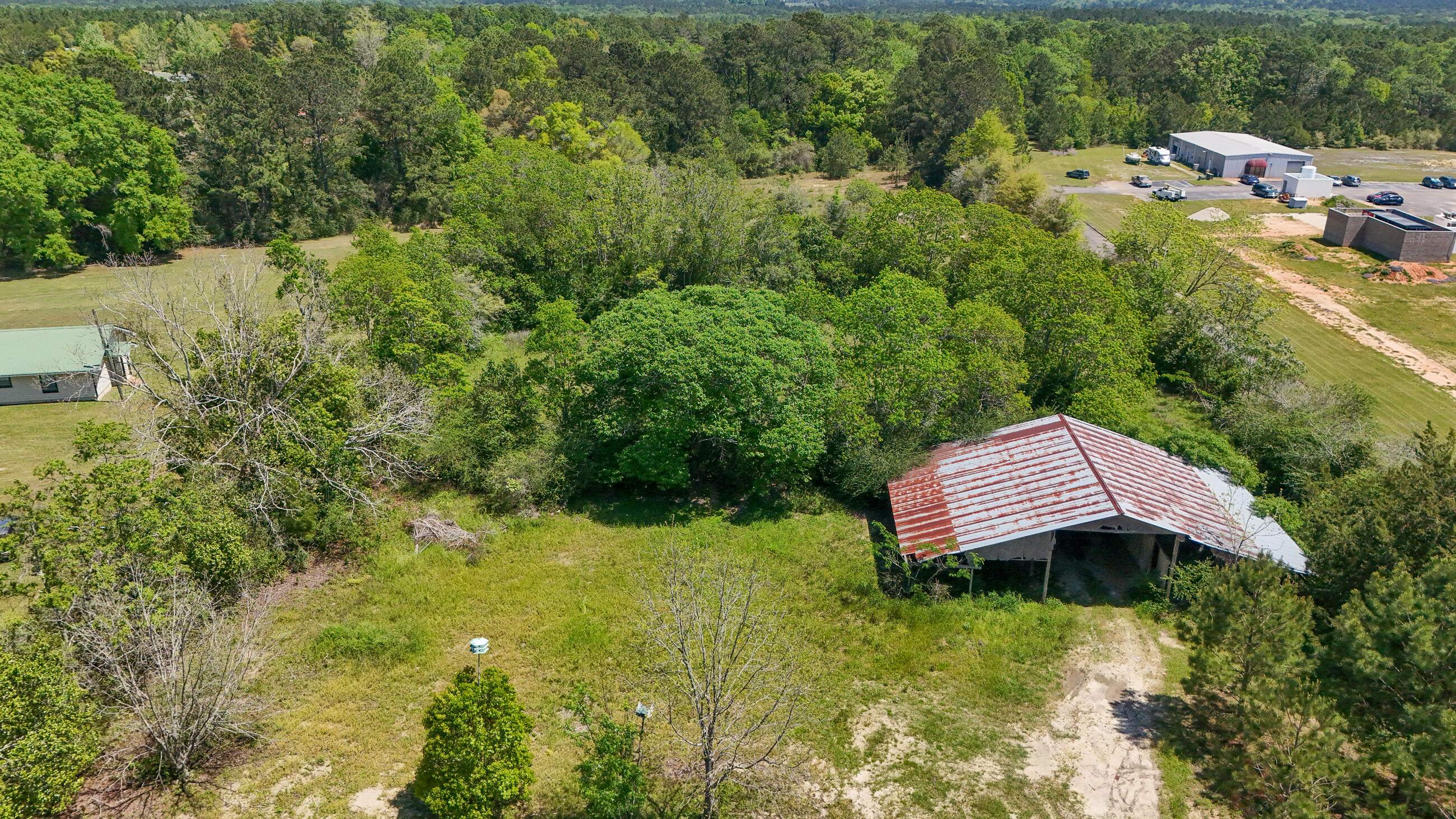 DEFUNIAK SPRINGS TOWN OF - Land