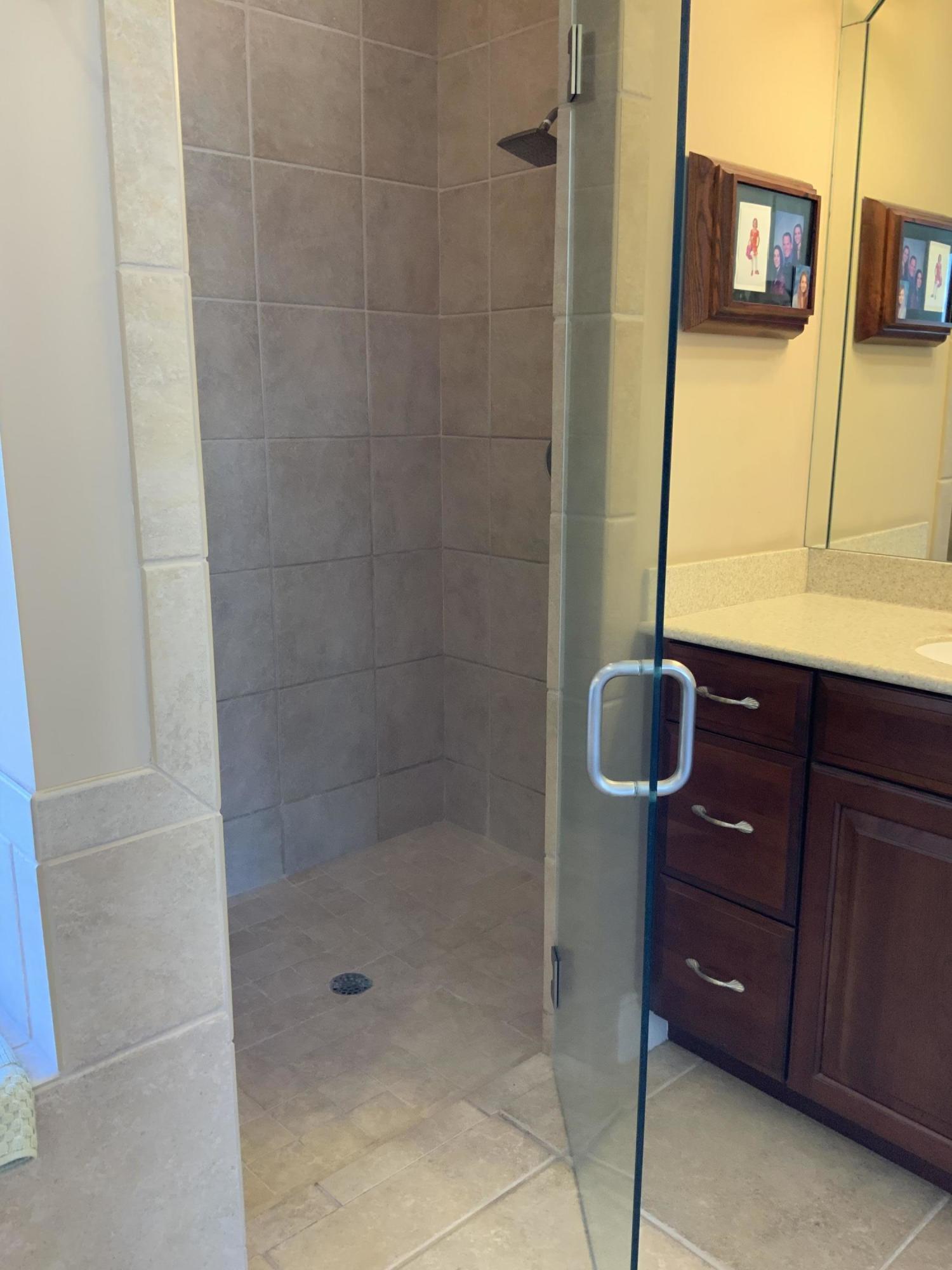 SEABREEZE EAST - Residential