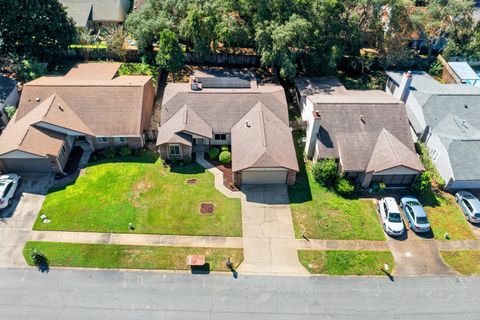 A home in Niceville