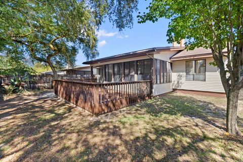 A home in Niceville