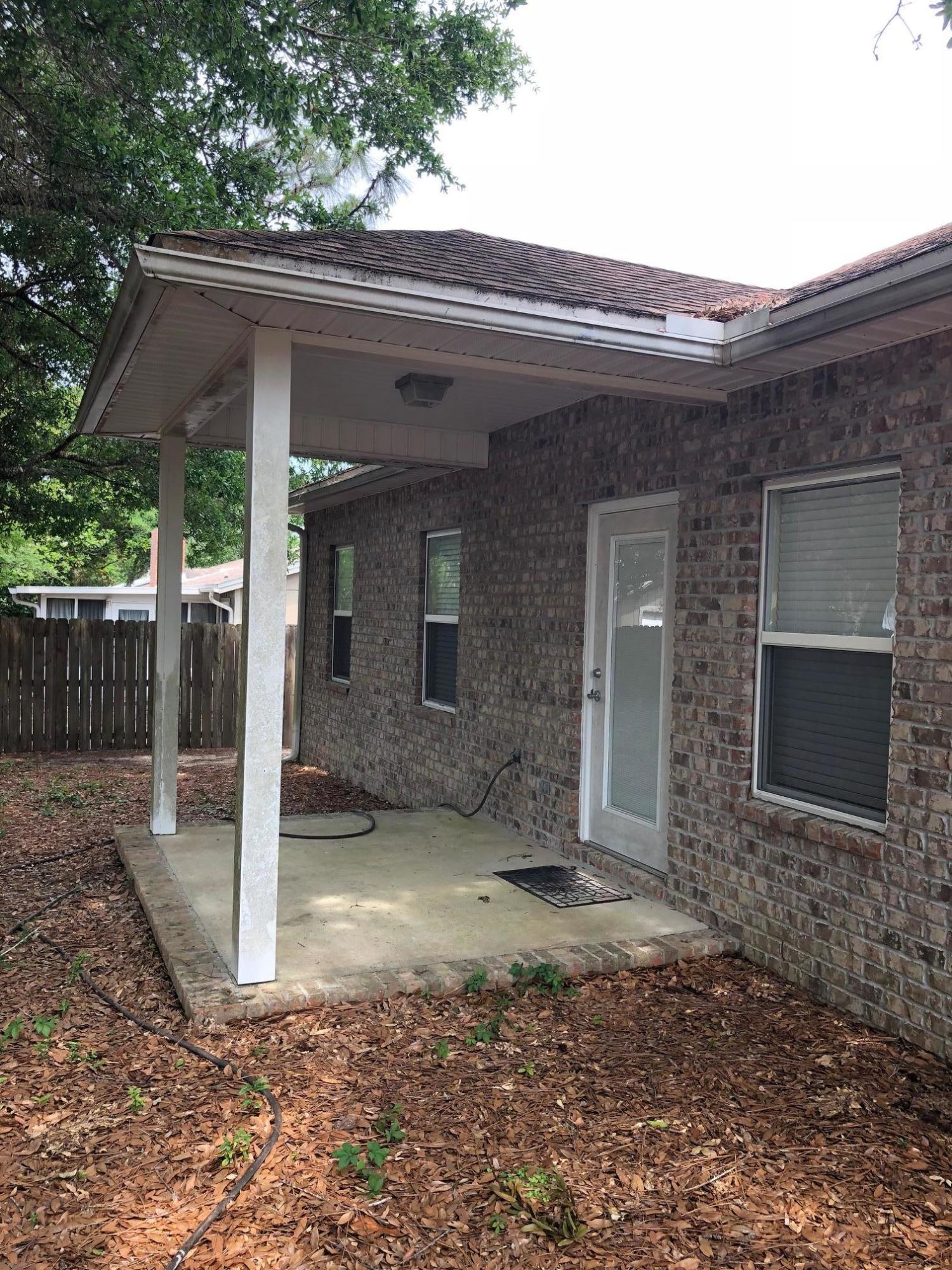 METES & BOUNDS - Residential Lease