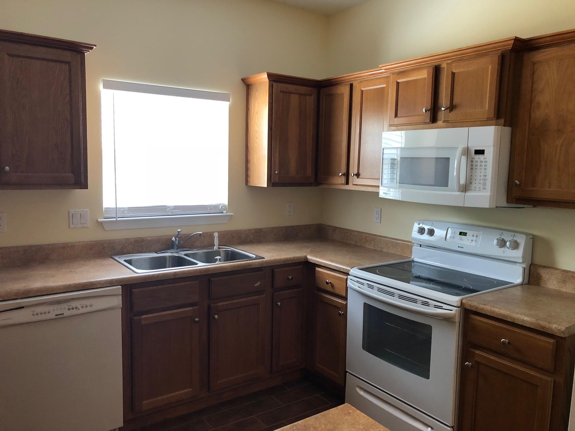 METES & BOUNDS - Residential Lease