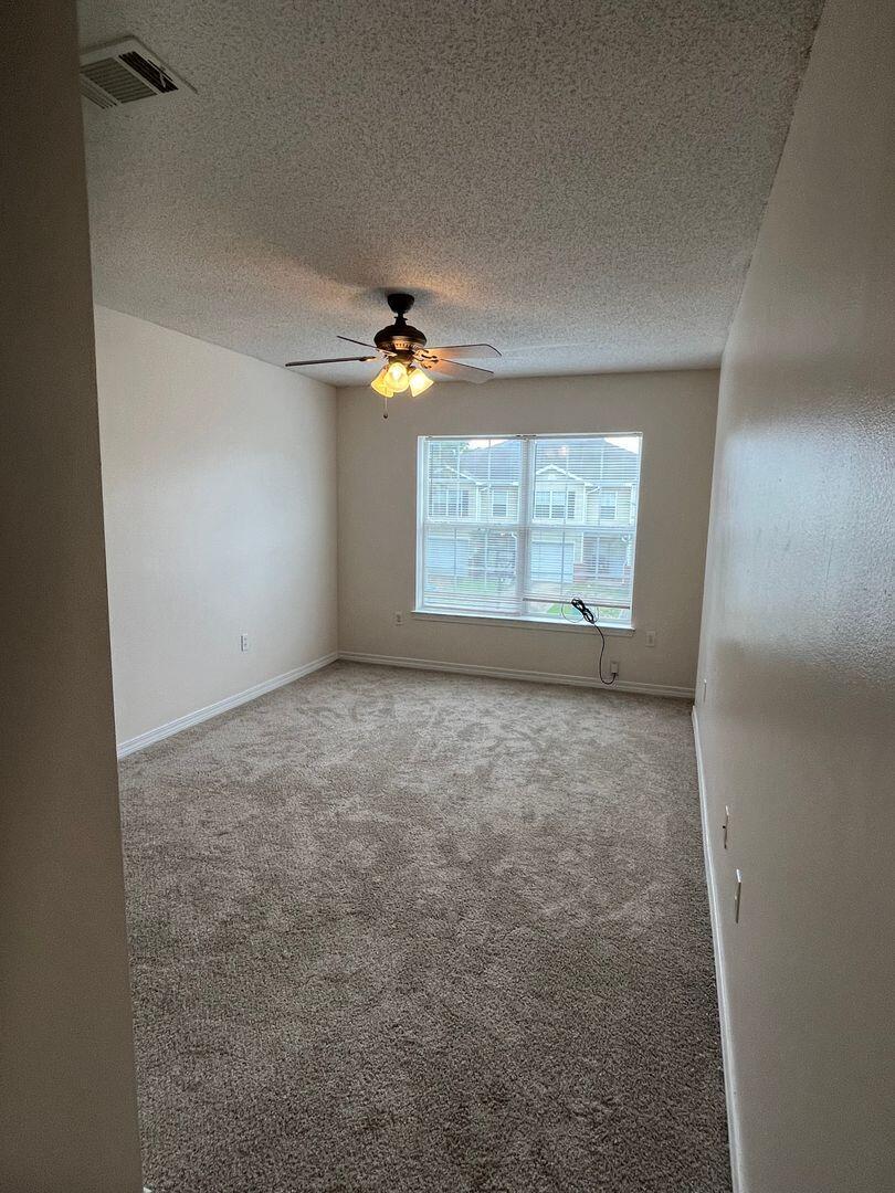 SHILOH PLACE T/H - Residential Lease