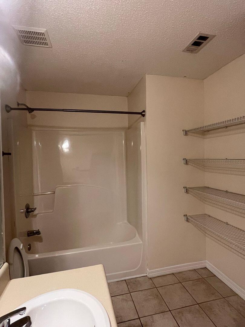 SHILOH PLACE T/H - Residential Lease