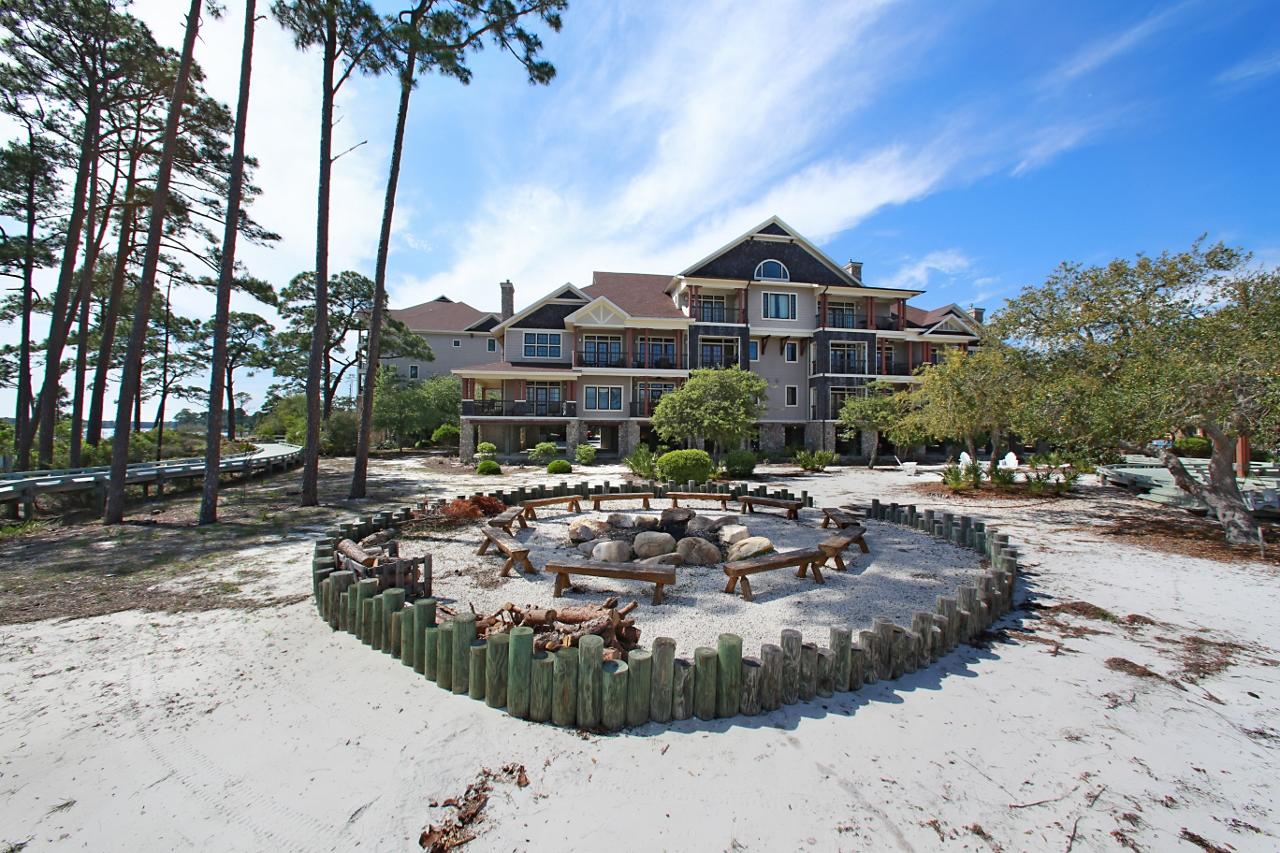 WILD HERON PHASE VIII - Residential