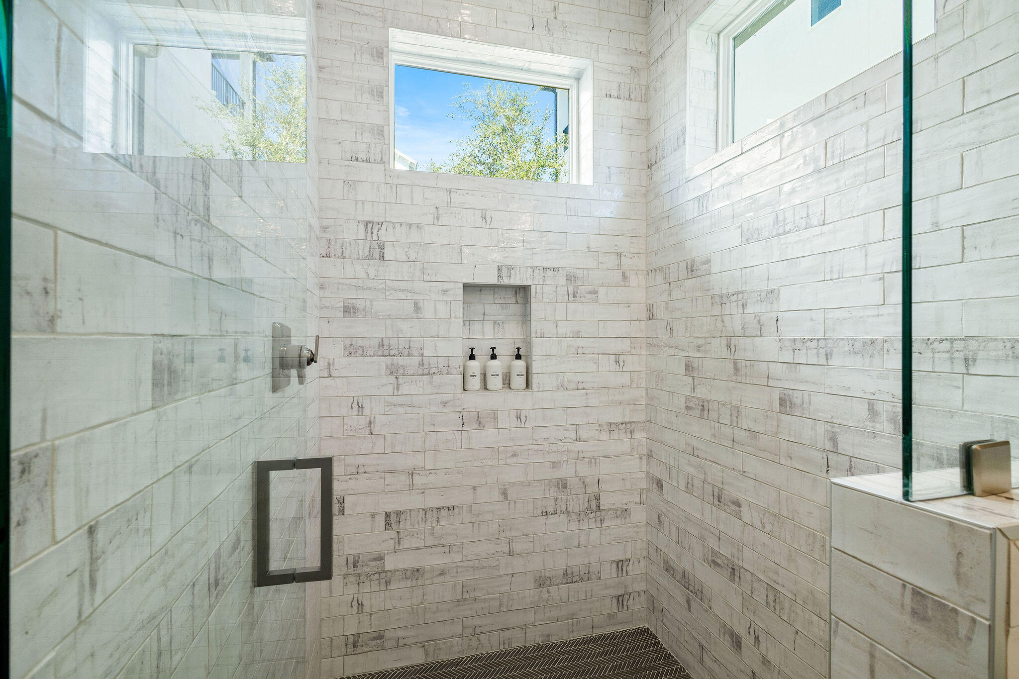 Colleen's Cove - Residential
