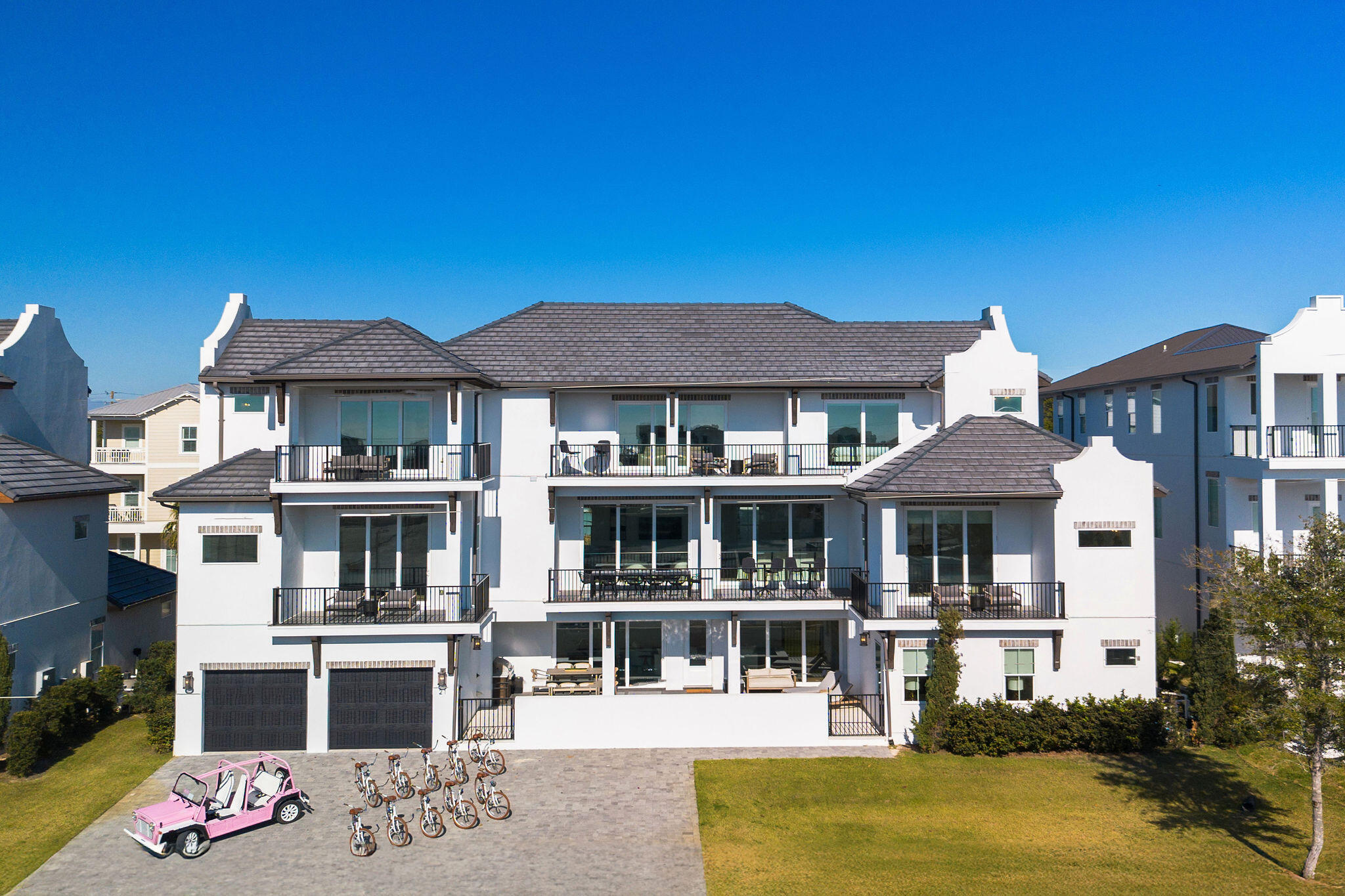 Colleen's Cove - Residential