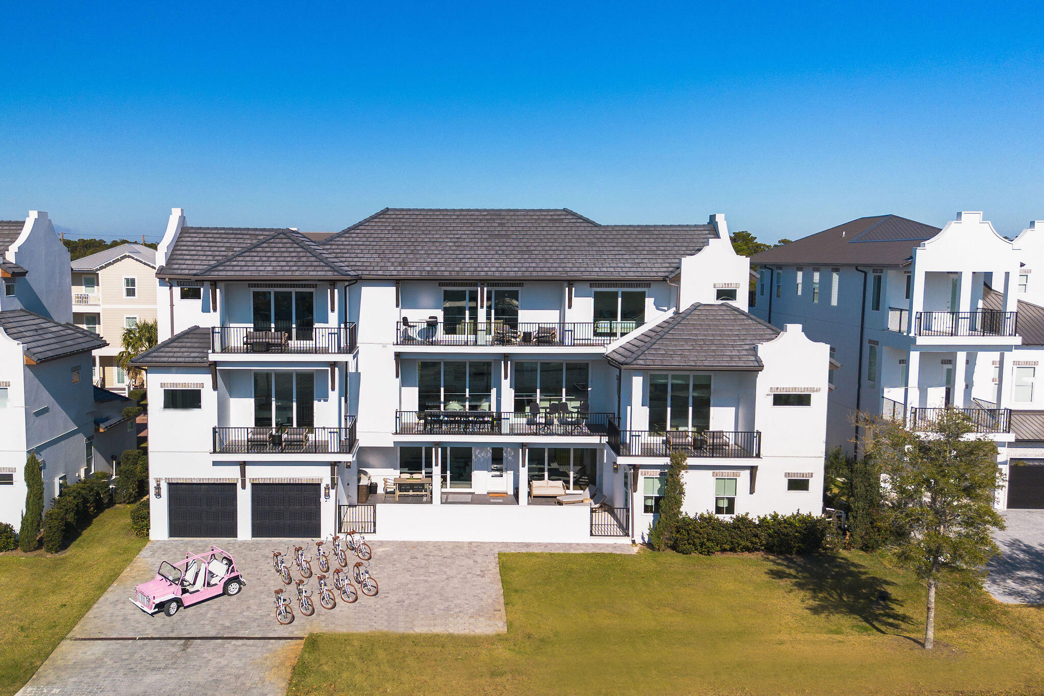 Colleen's Cove - Residential
