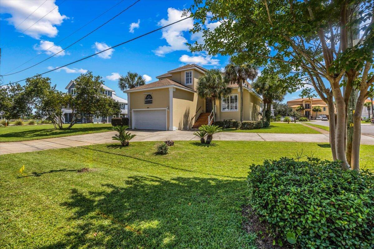 SPARKLING WATERS - Residential