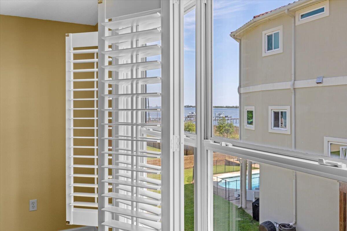 SPARKLING WATERS - Residential