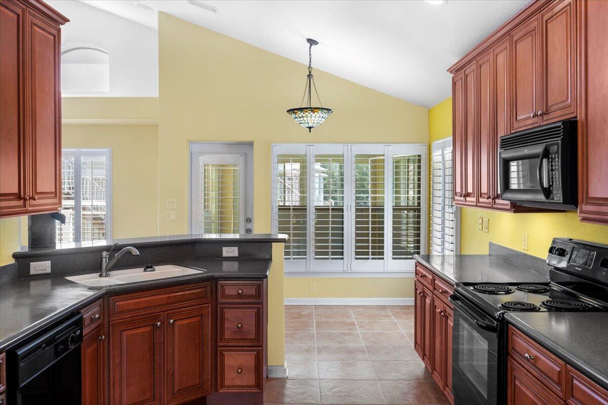 SPARKLING WATERS - Residential
