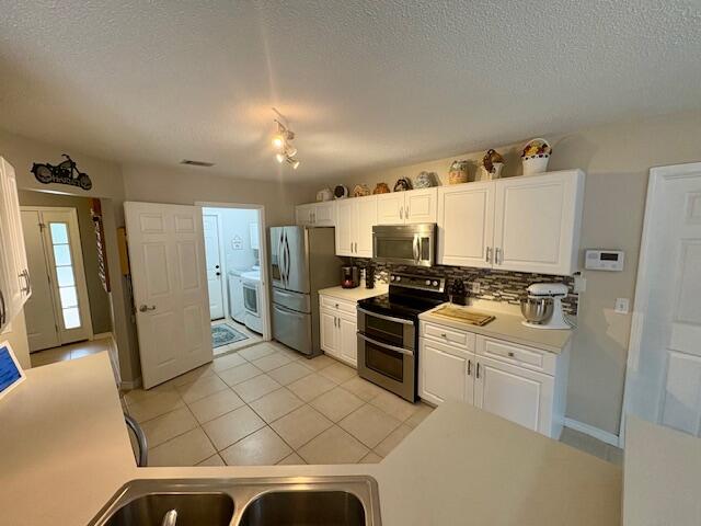 NORTHVIEW ESTATES 7TH ADDN - Residential Lease