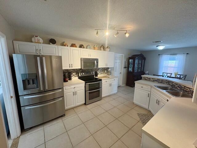 NORTHVIEW ESTATES 7TH ADDN - Residential Lease