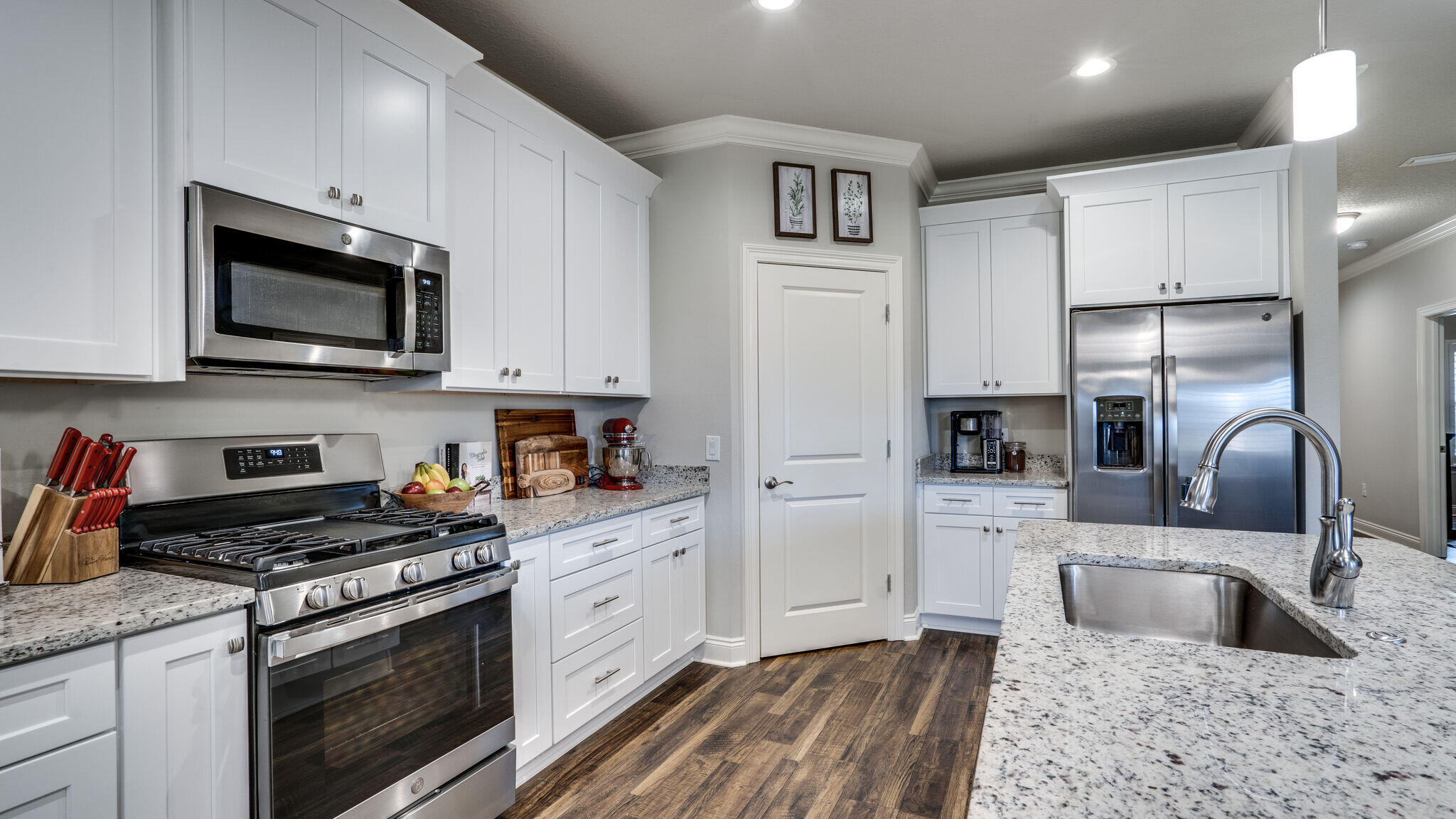 MEDLIN PRESERVE - Residential Lease