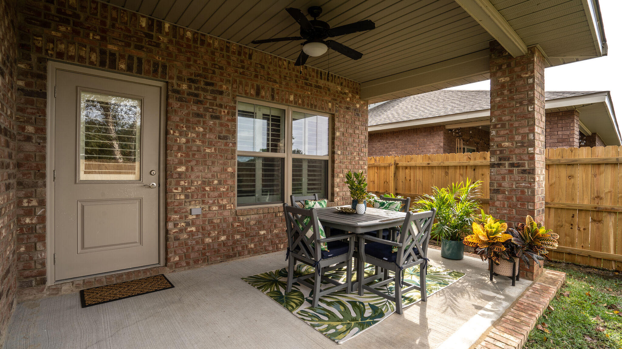 MEDLIN PRESERVE - Residential Lease
