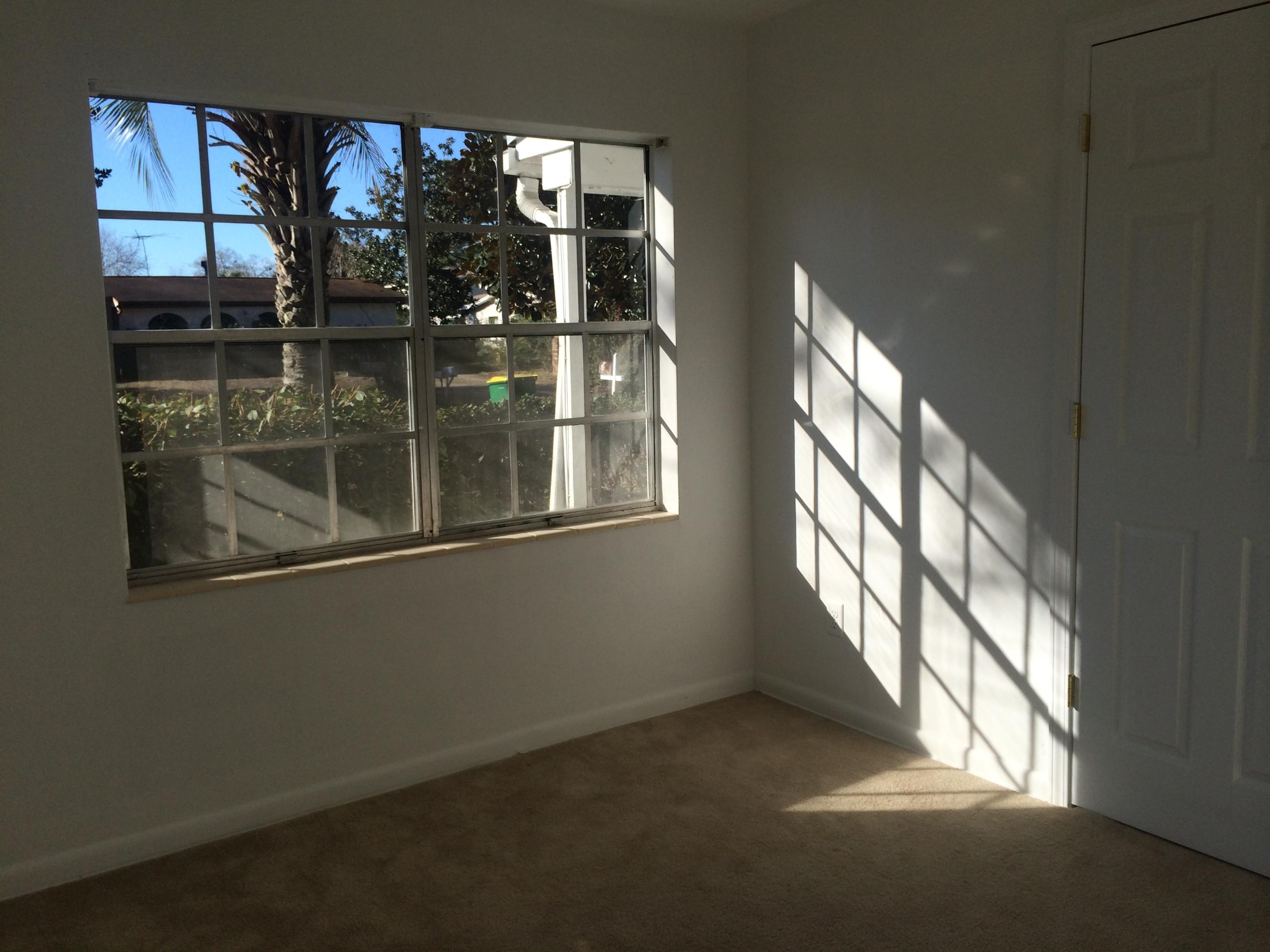OAK TREE PARK - Residential
