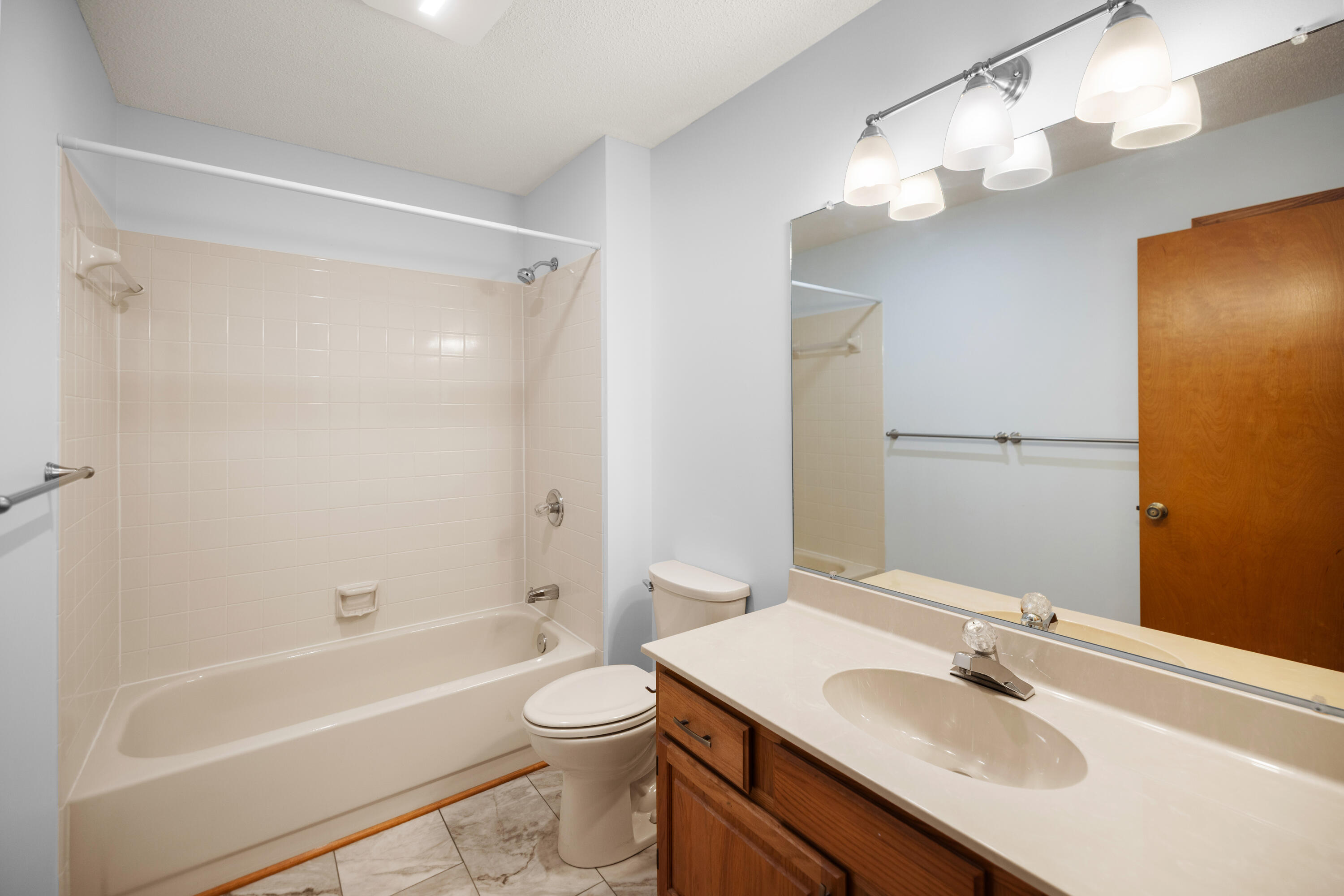 CEDAR RIDGE PH 4 - Residential