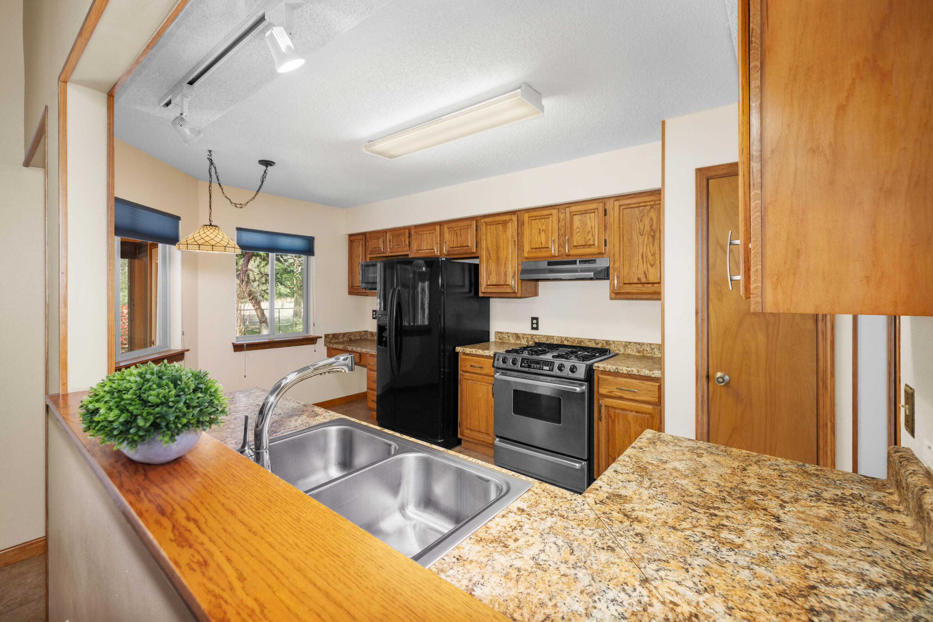 CEDAR RIDGE PH 4 - Residential