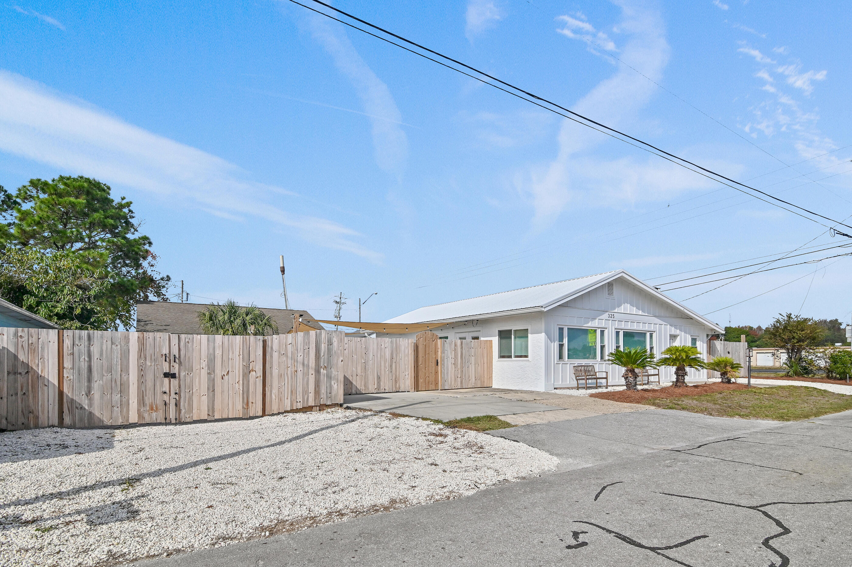 LAGUNA BEACH - Residential